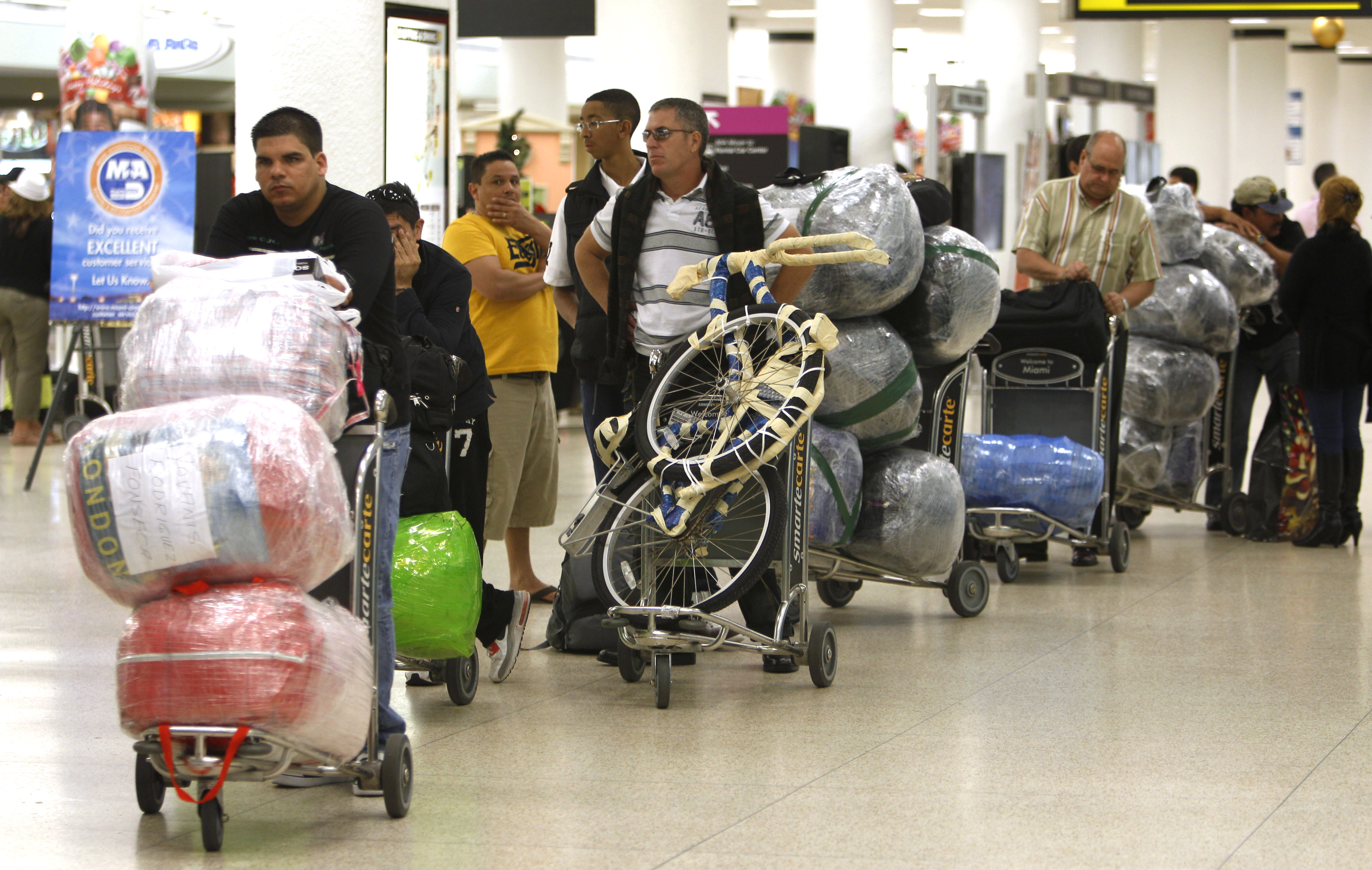 Cuba cracks down on goods in flyers' luggage
