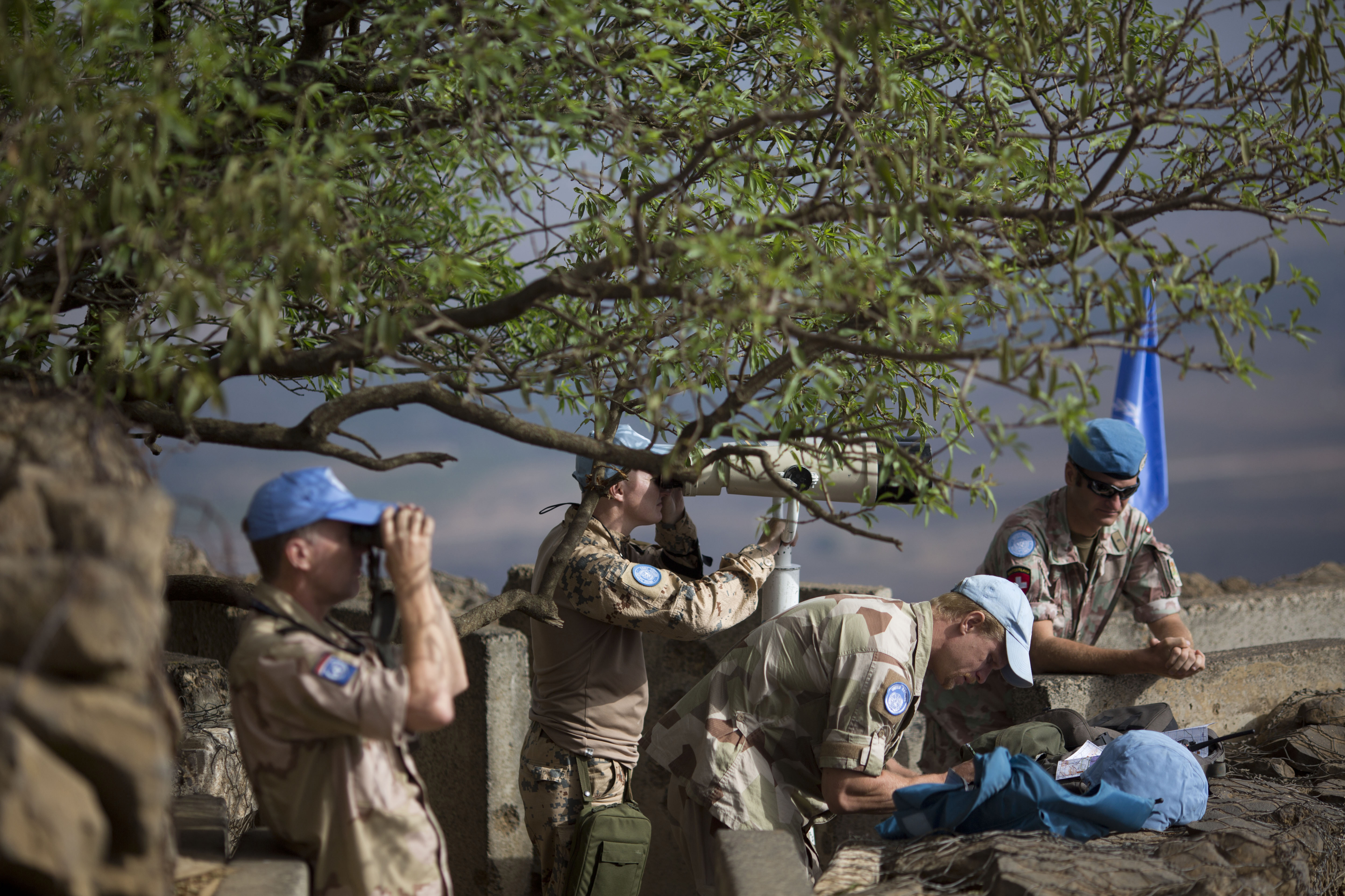 Syrian rebels, government clash in Golan Heights