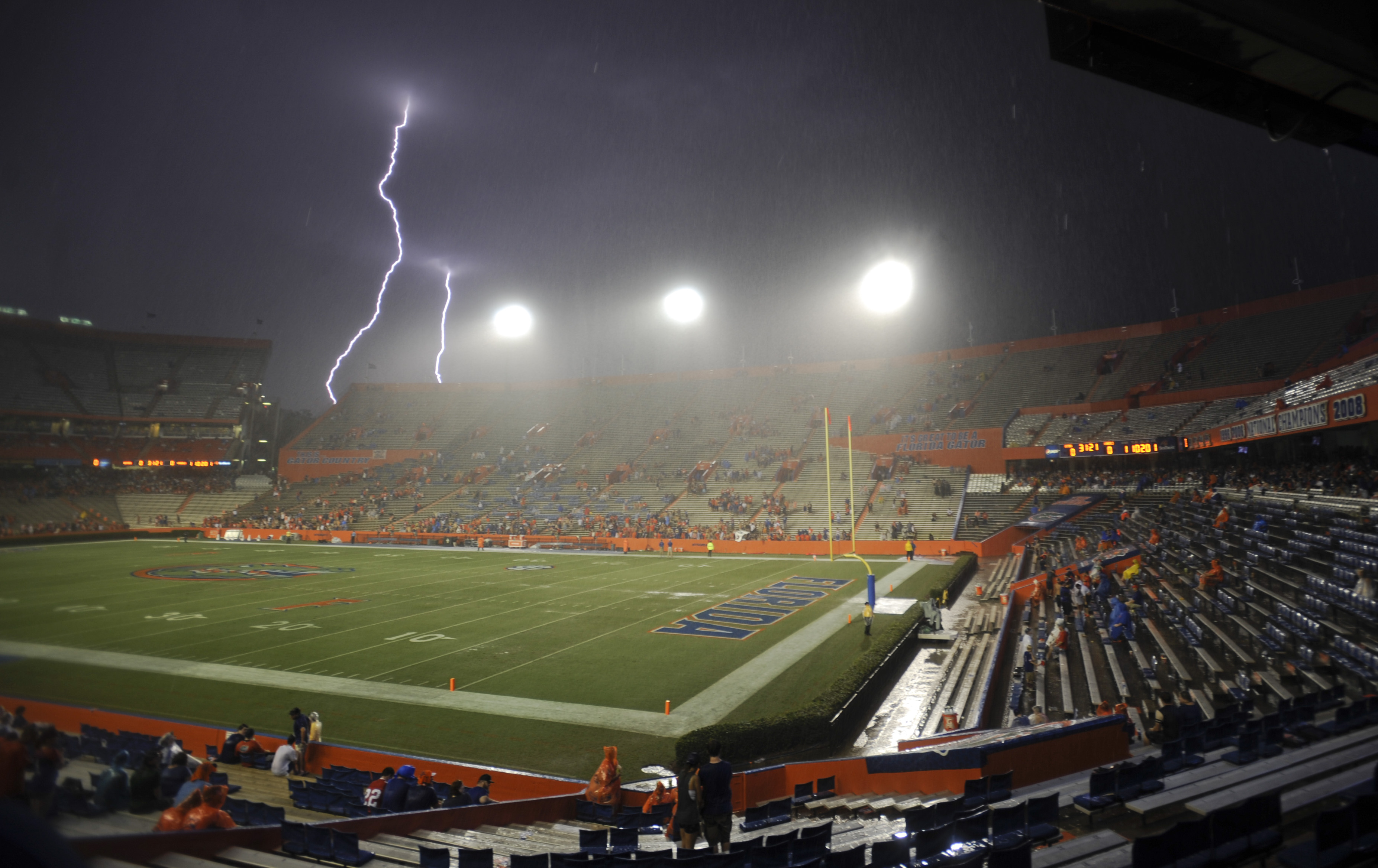 Idaho, Florida still working on suspended game