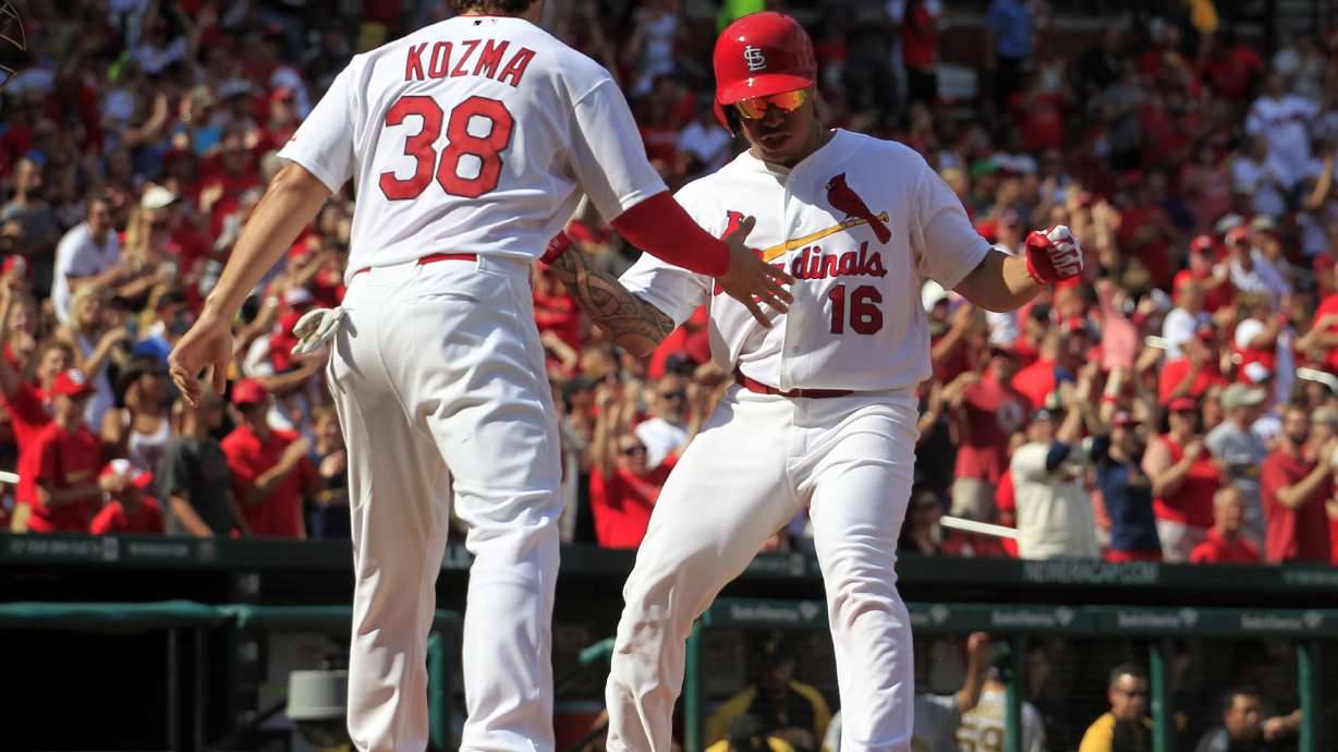 Holliday, Wong lead Cardinals past Pirates, 5-4