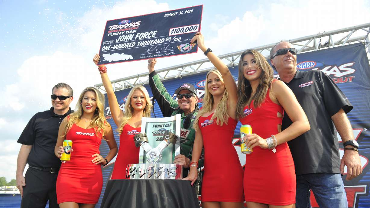 DeJoria wins Funny Car race at US Nationals