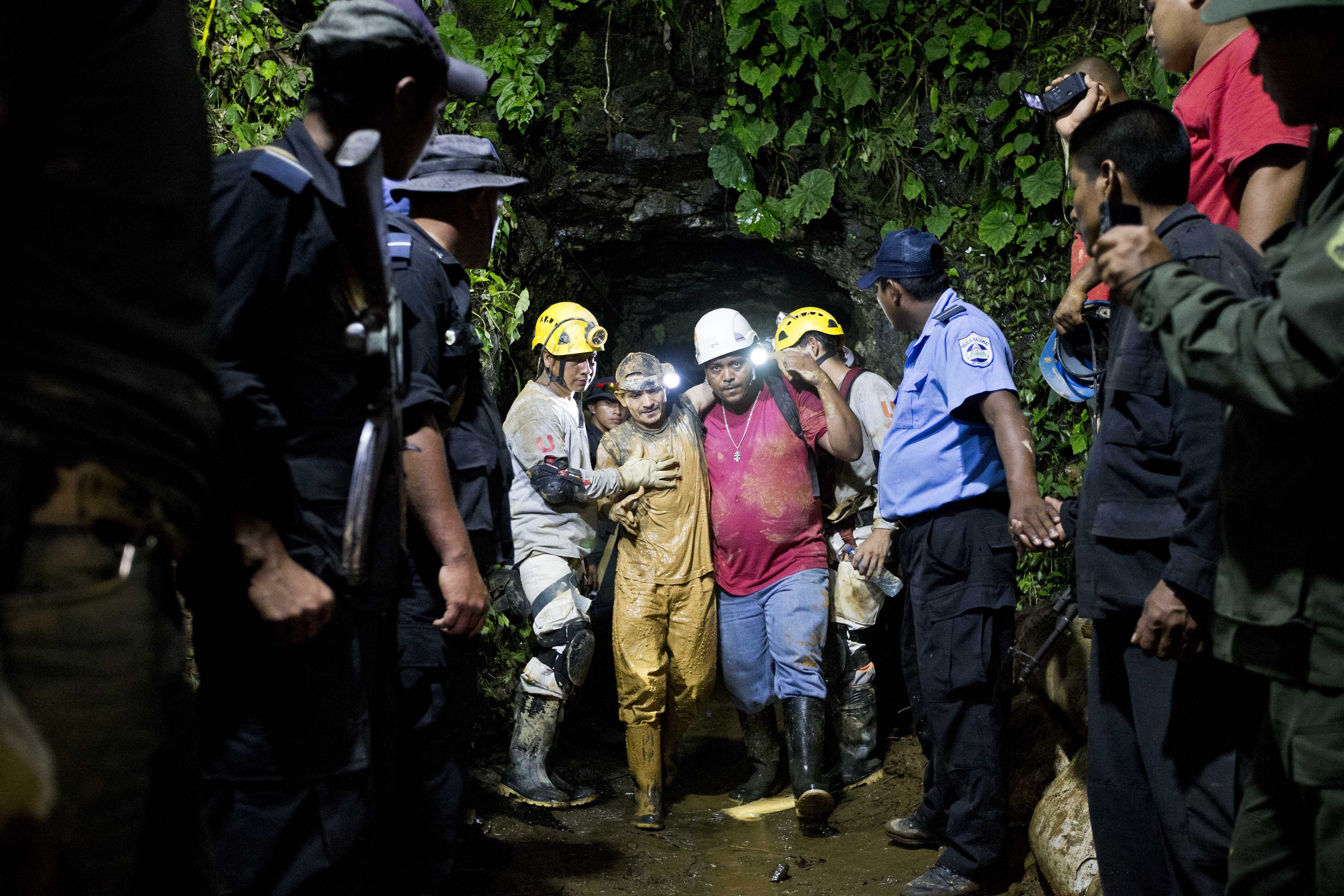 Nicaragua calls off search for 4 missing miners