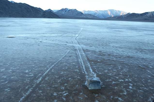 Mystery of moving Death Valley stones solved, study says