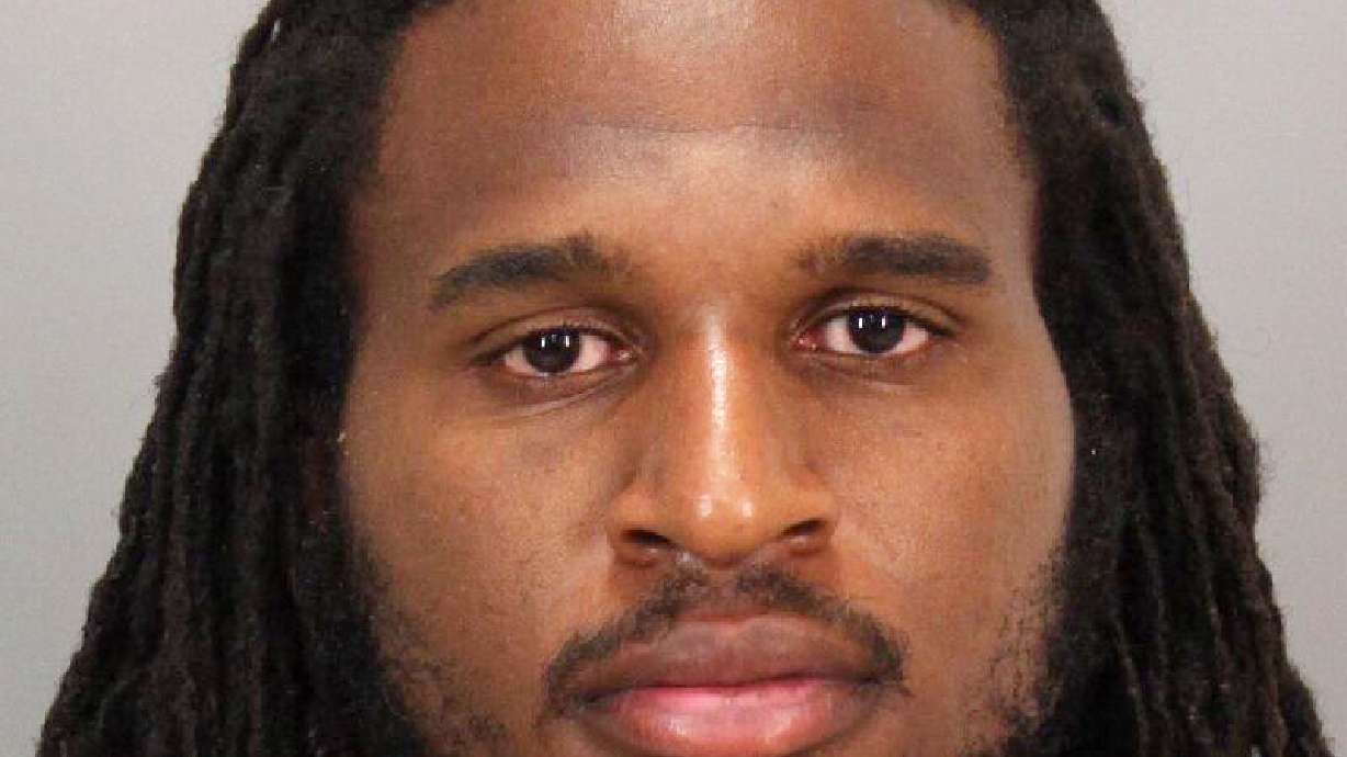 49ers eager to focus on football amid distractions