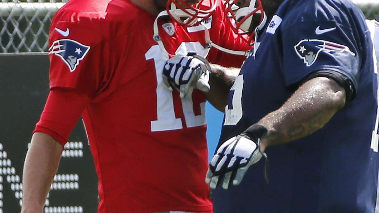 Brady throwing to familiar receiving corps