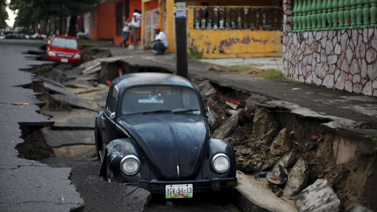 Norbert becomes Hurricane in Pacific off Mexico