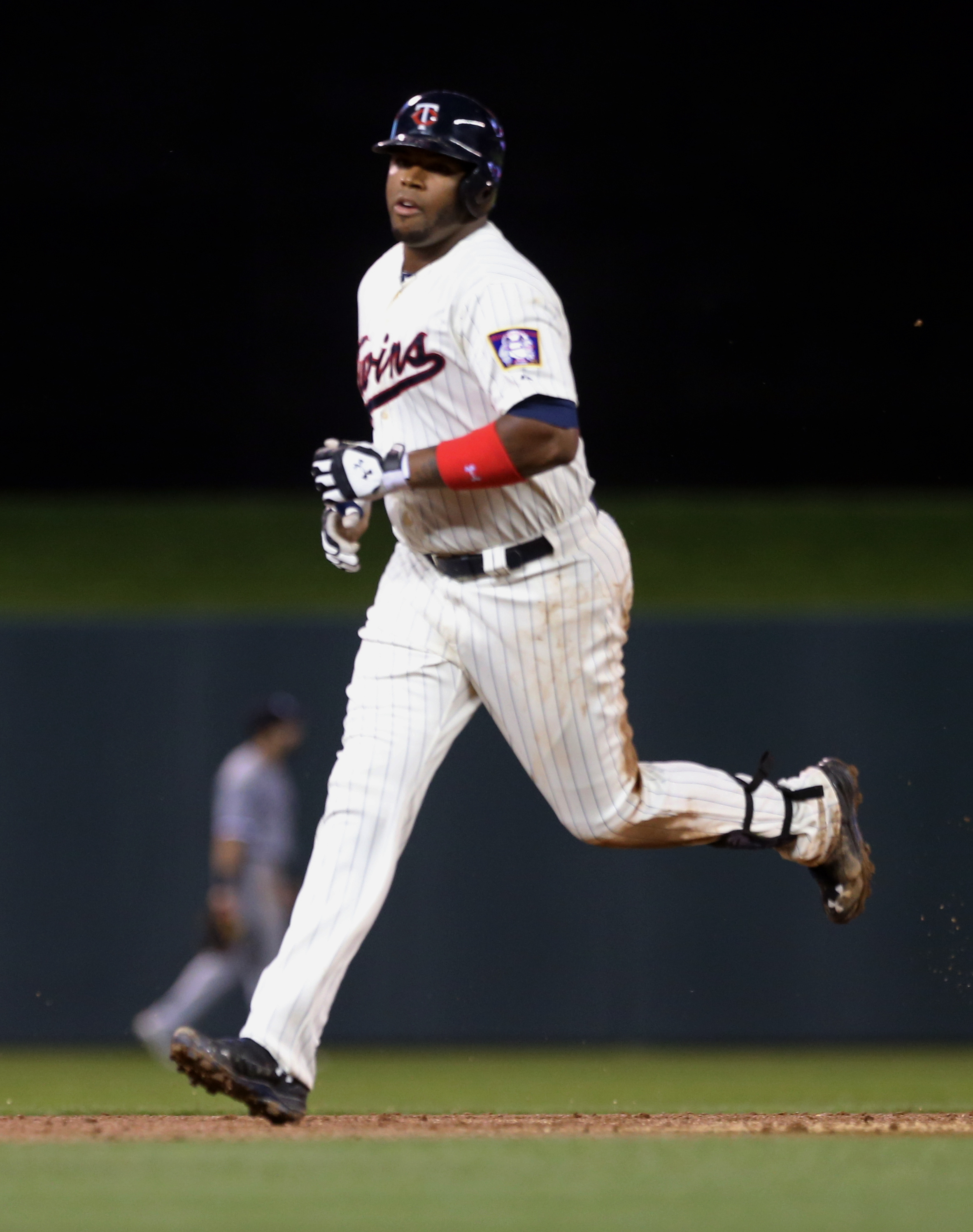 Vargas, Nunez lead Twins over White Sox 11-4