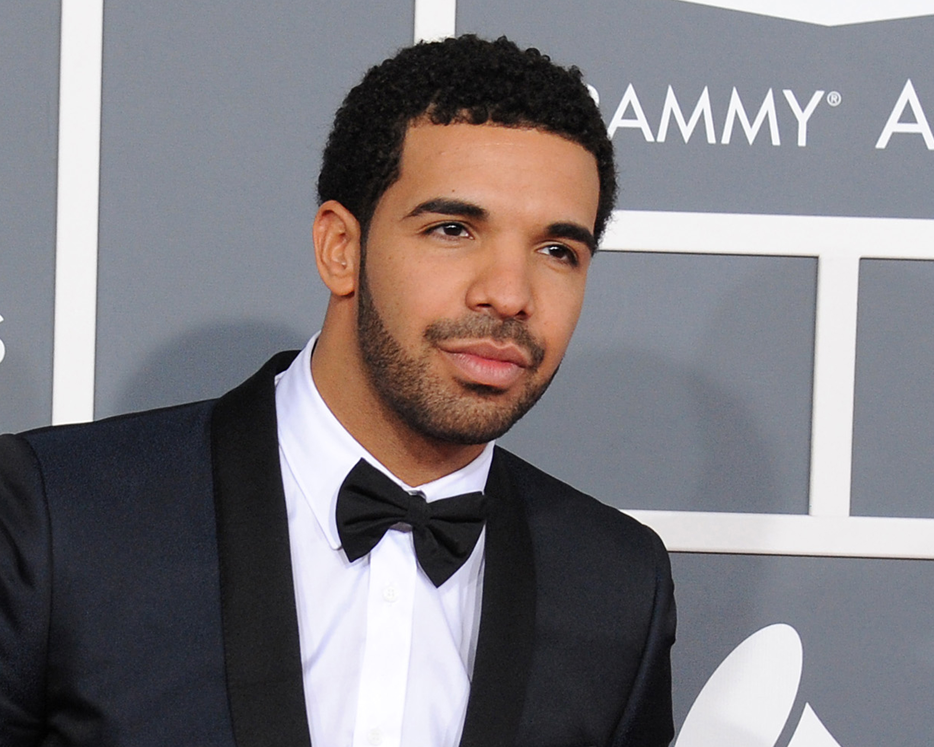Drake earns 8 nominations for BET Hip-Hop Awards