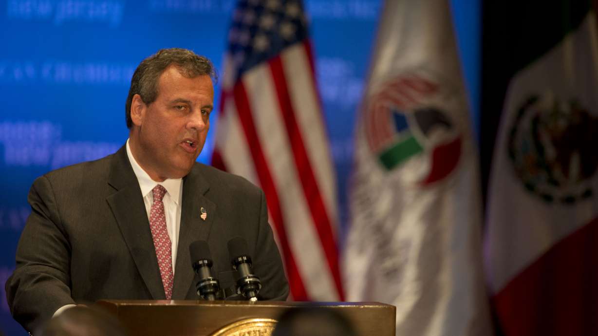 Christie won't talk immigration on Mexico trip