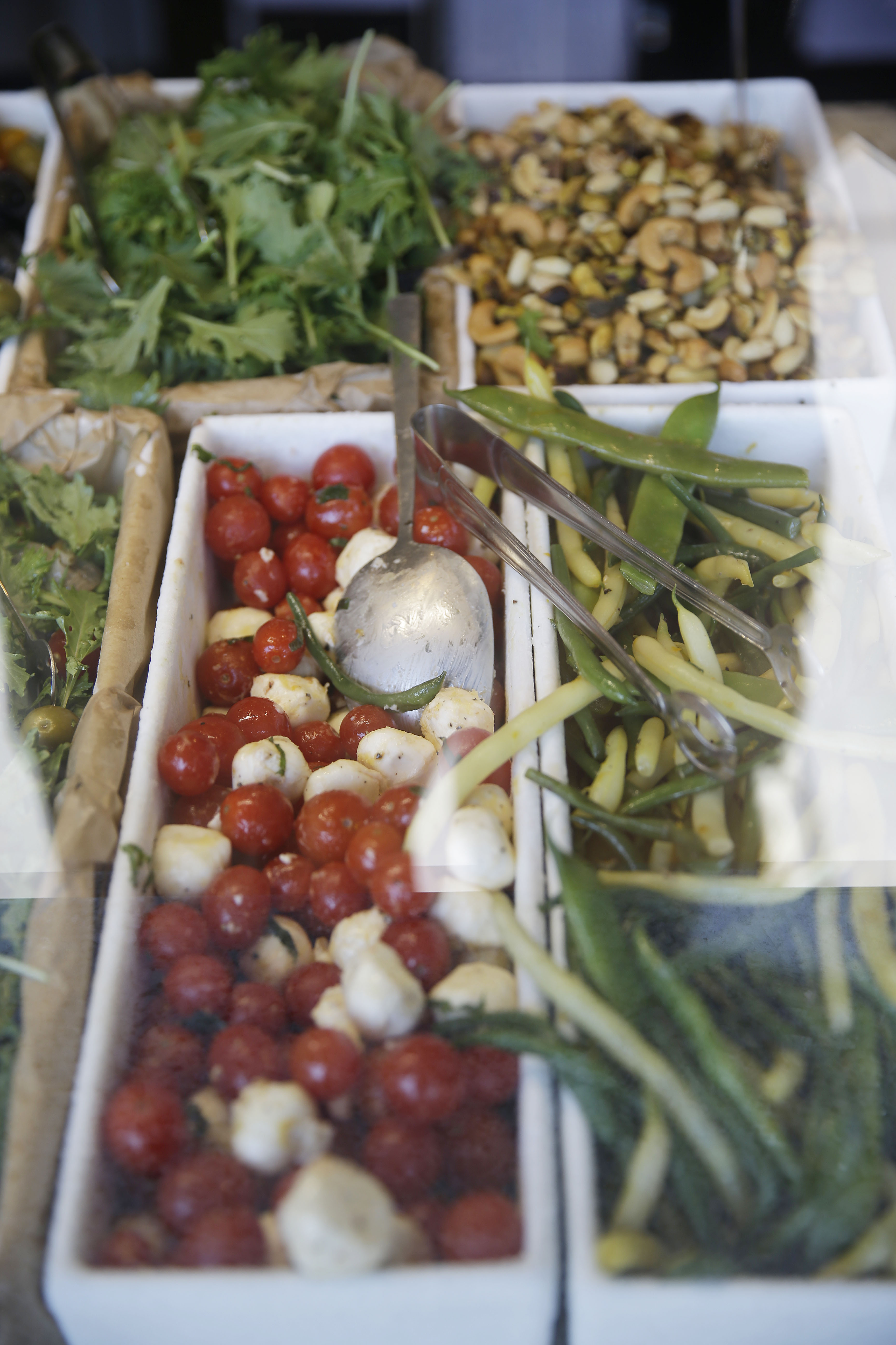 Giants fans find new experience in edible garden