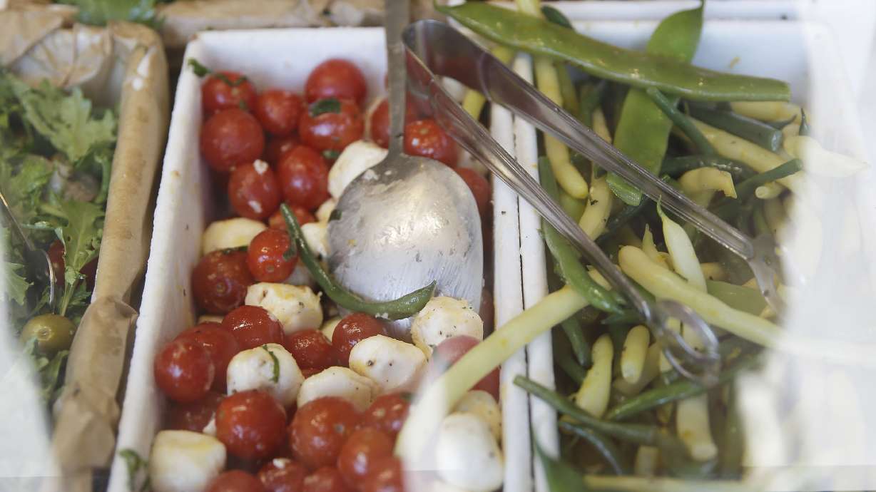 Giants fans find new experience in edible garden