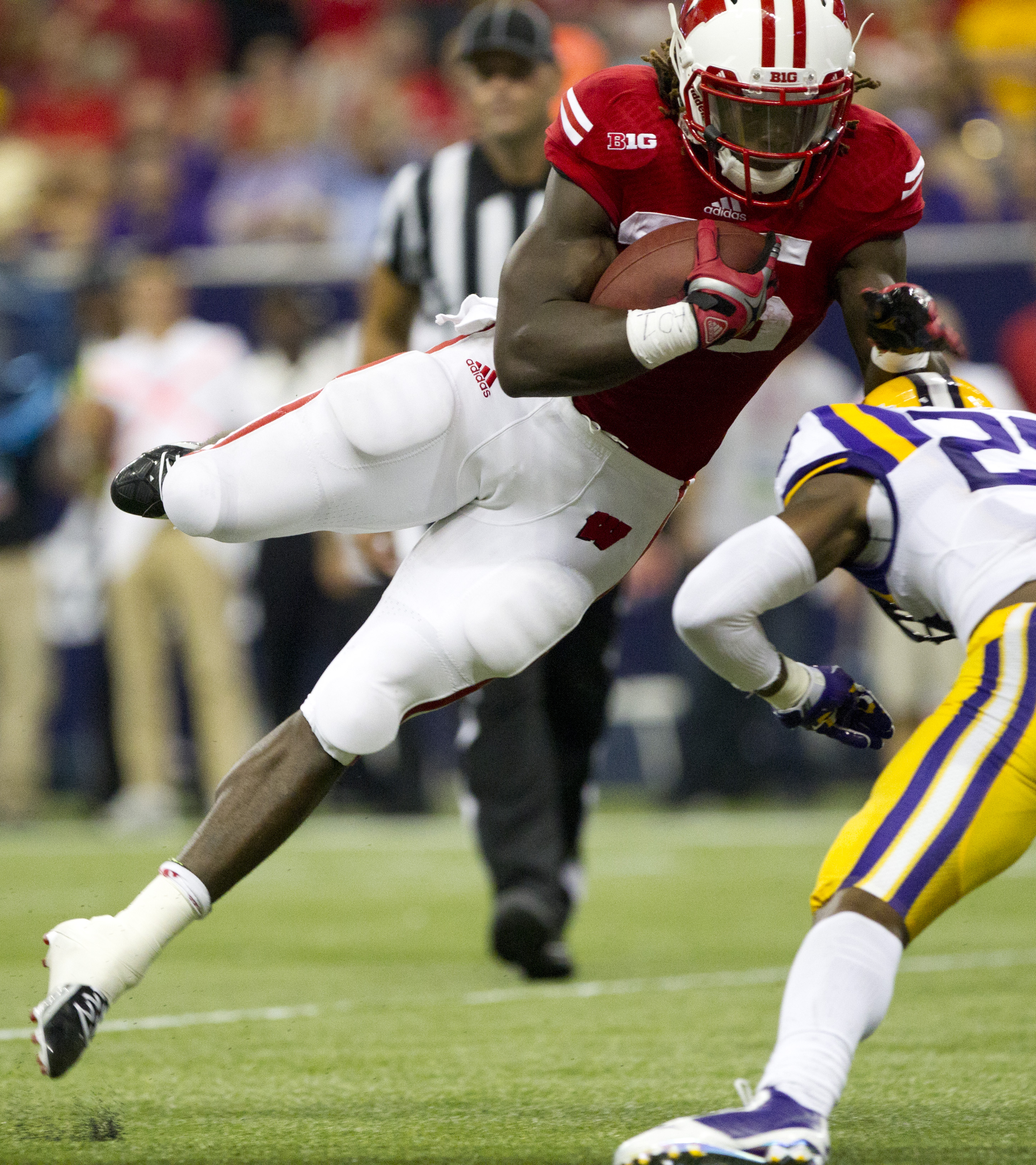 No. 18 Badgers expect Gordon back for home opener