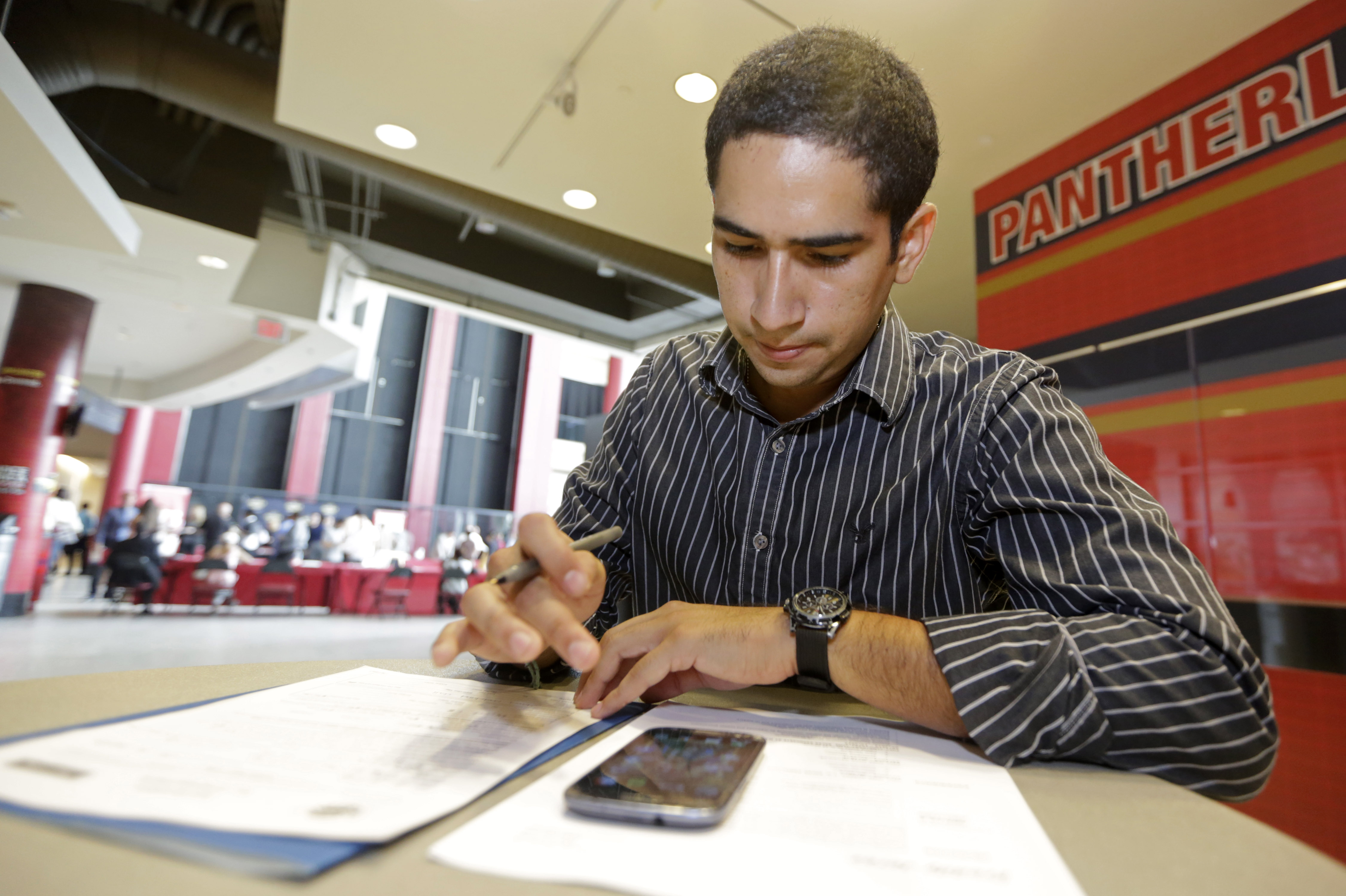 Solid economic data lift hopes for Aug. job report