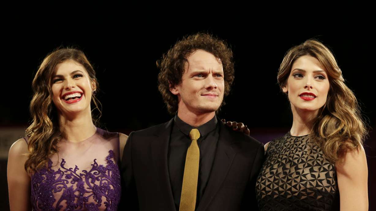 VENICE WATCH: Ashley Greene goes zombie