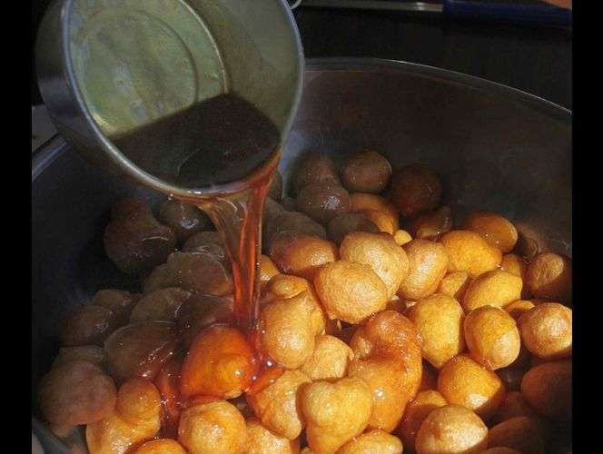 Sumérjase en la cultura griega en uno de los festivales más económicos y divertidos de UT