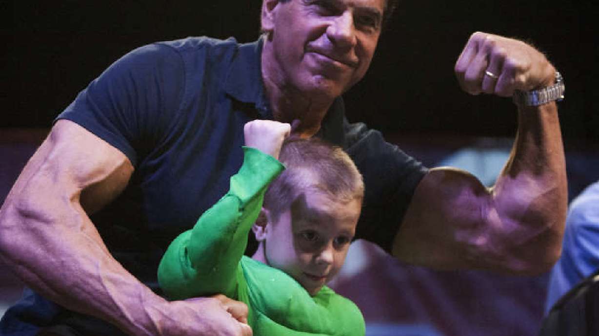 ‘Hulk’ star creates touching moment for Make-a-Wish boy