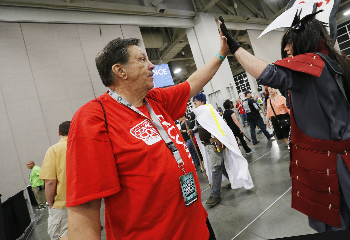 People-watching among perks for Salt Lake Comic Con volunteers