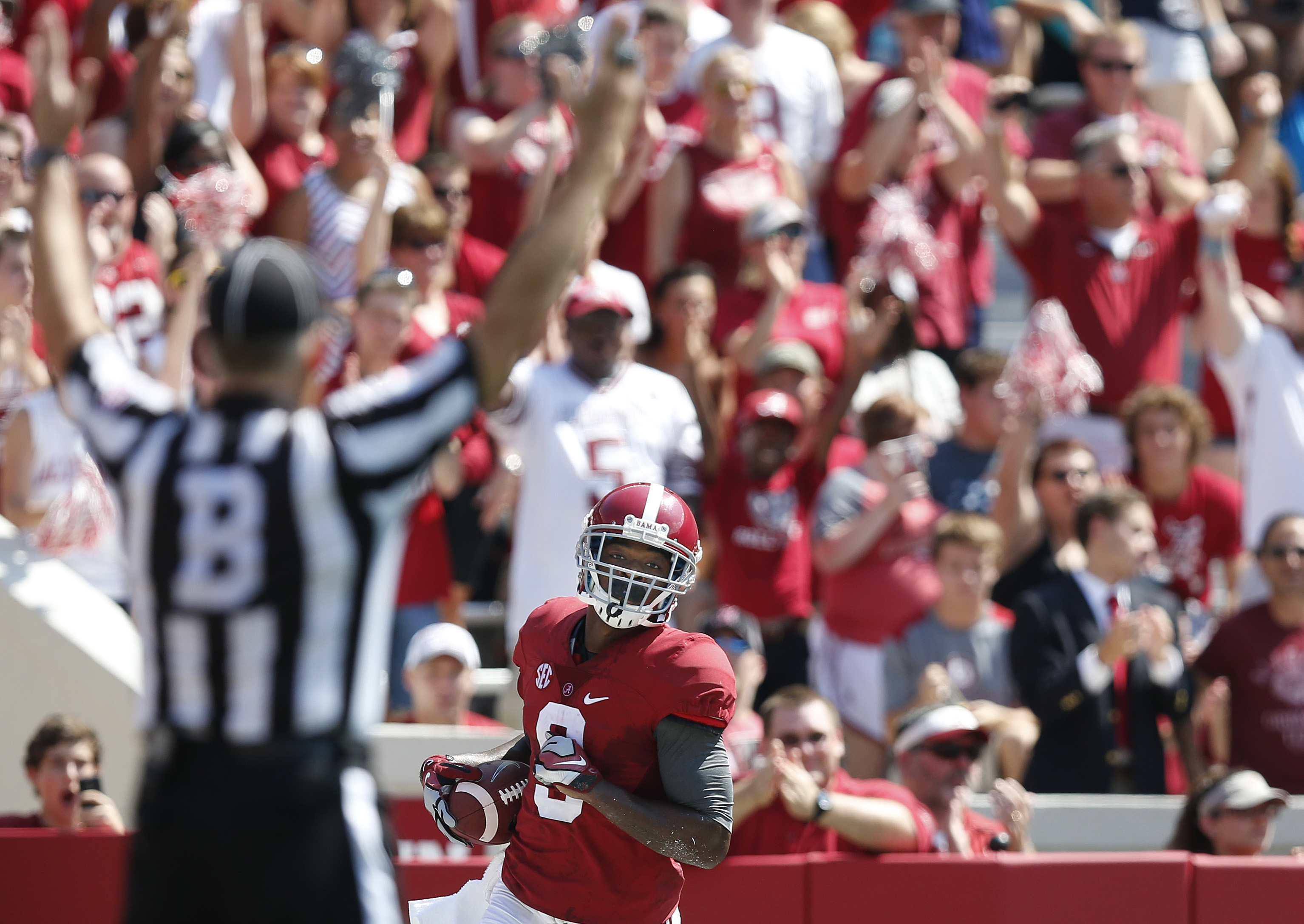 Sims, Coker lead No. 2 Alabama past FAU, 41-0