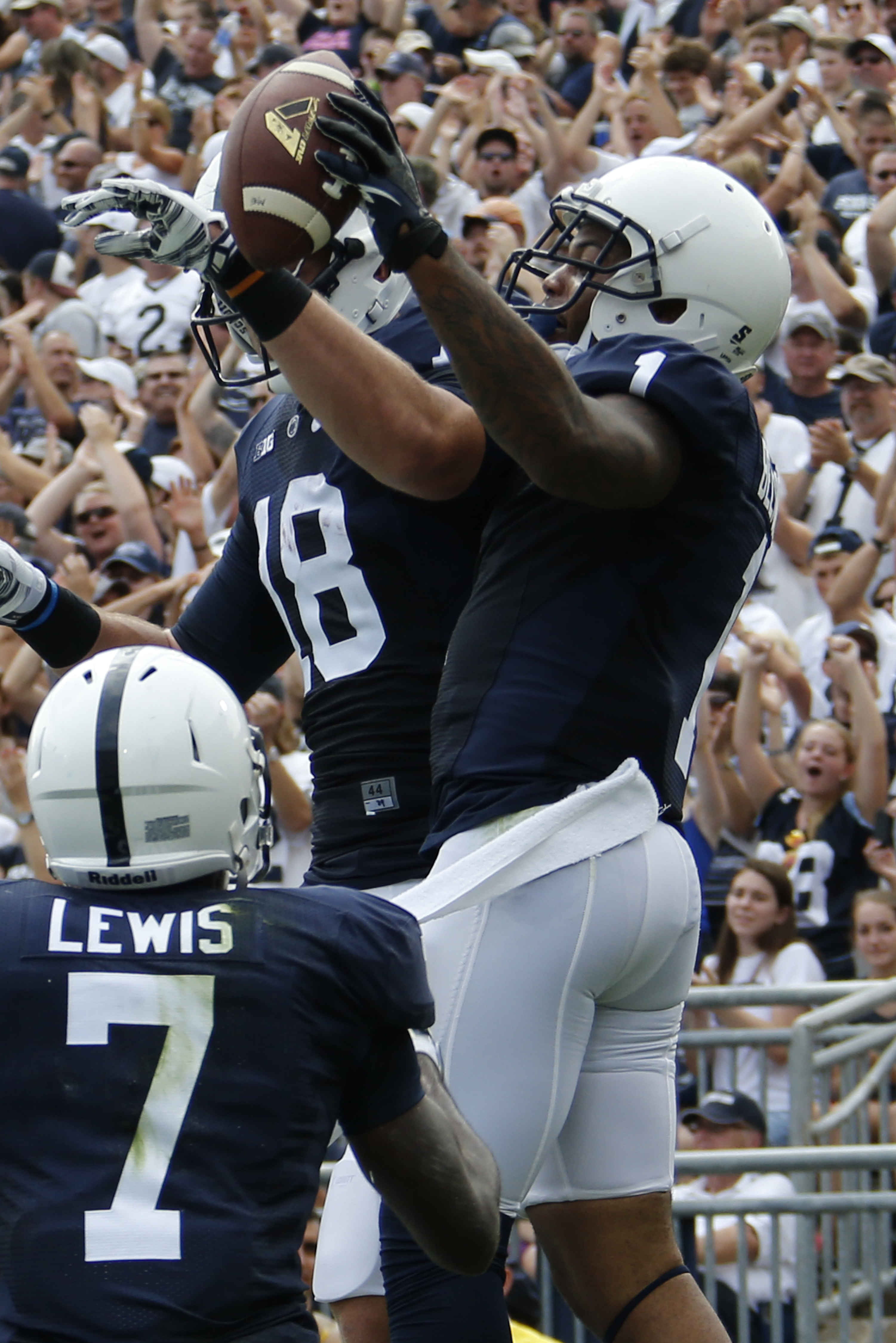 Penn St. powers past Akron in 21-3 win
