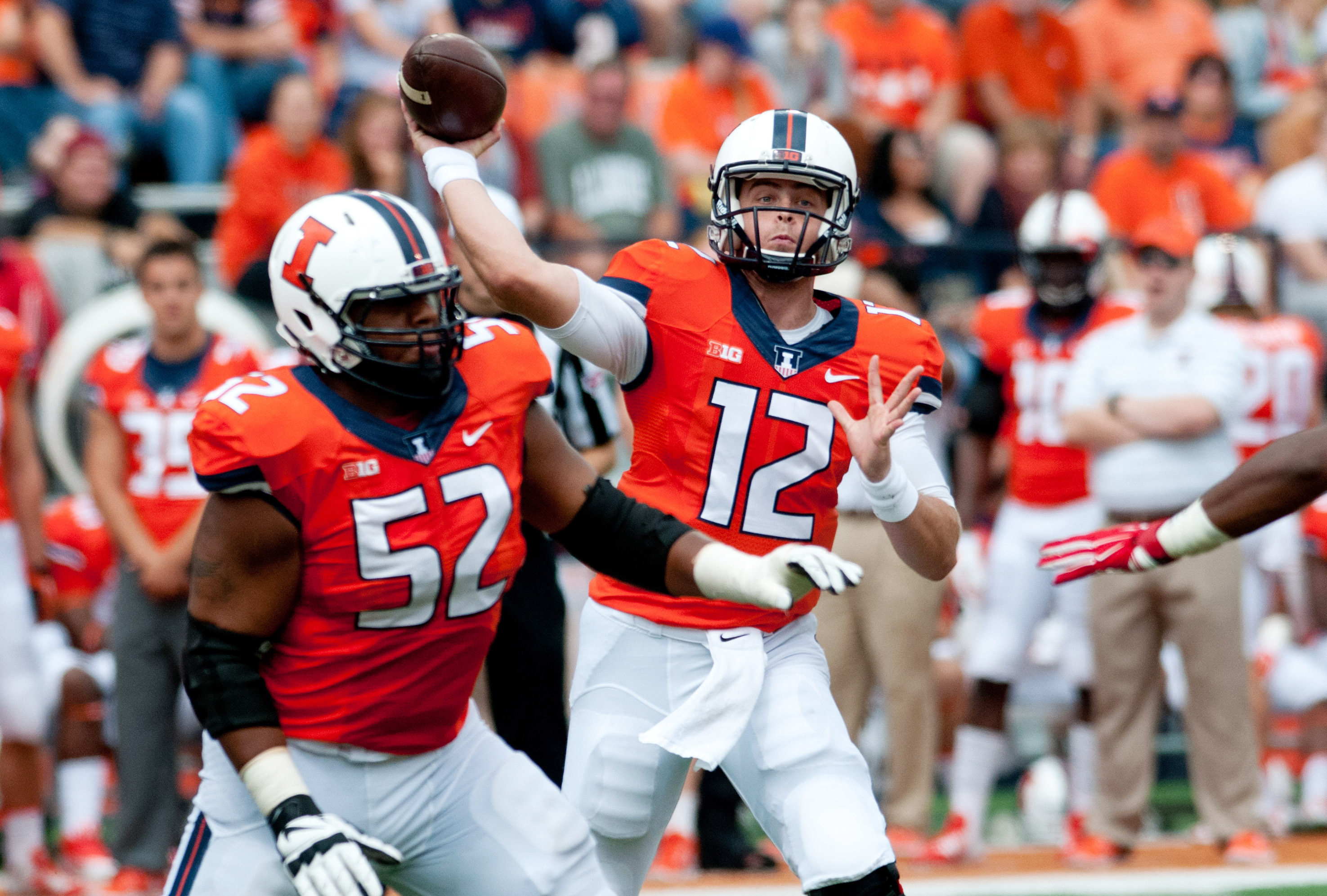 Illini come back to knock off W. Kentucky, 42-34