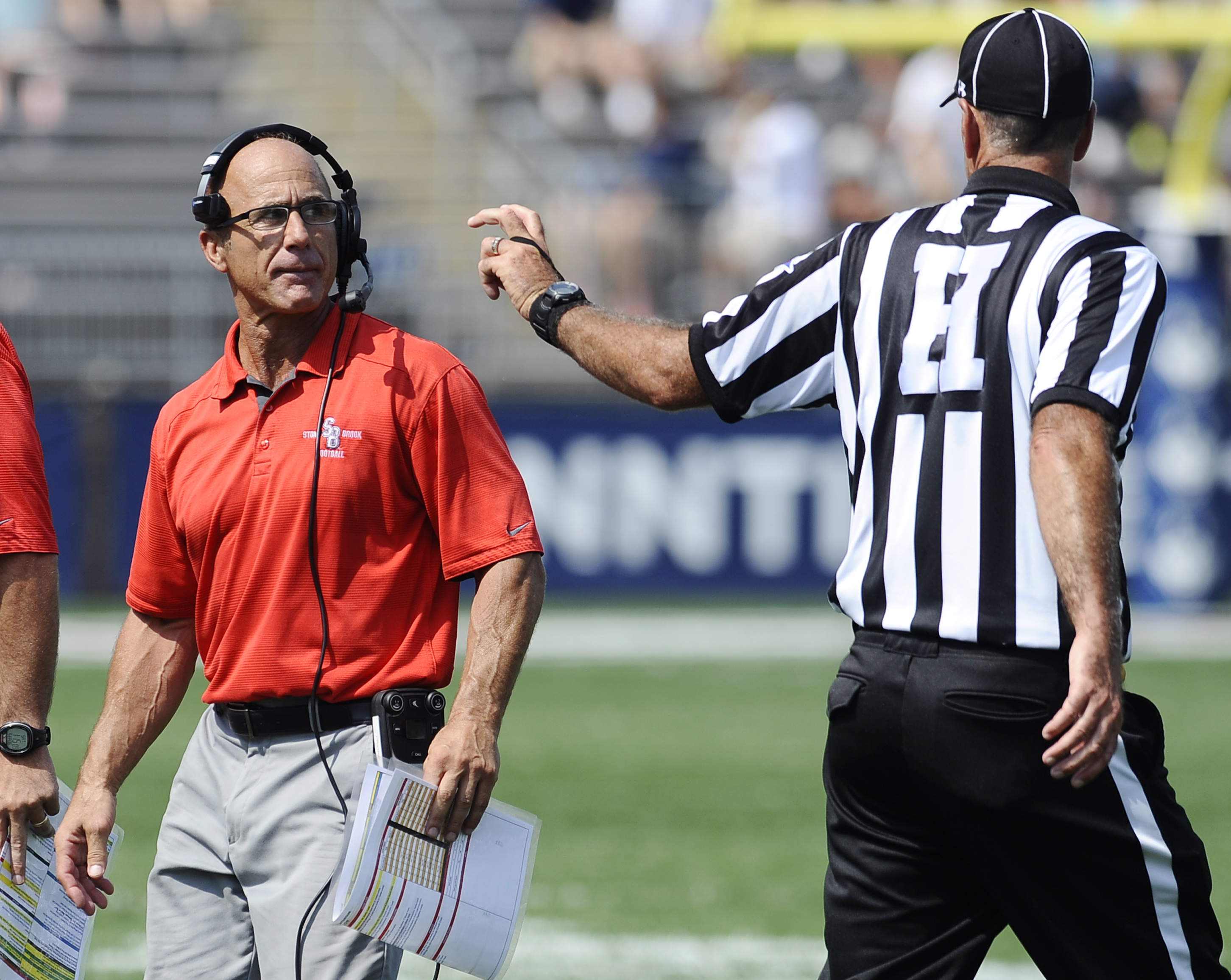 Foxx punt return helps UConn top Stony Brook 19-16