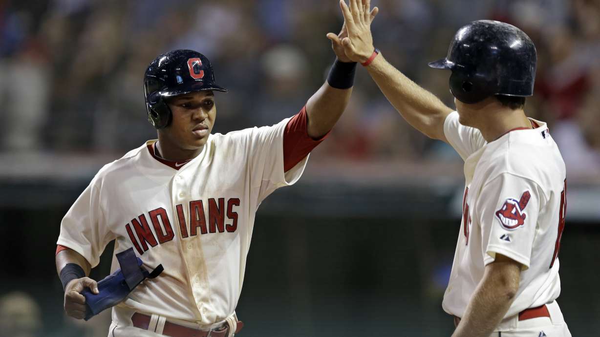 Kluber's 5-hitter leads Indians over White Sox 3-1