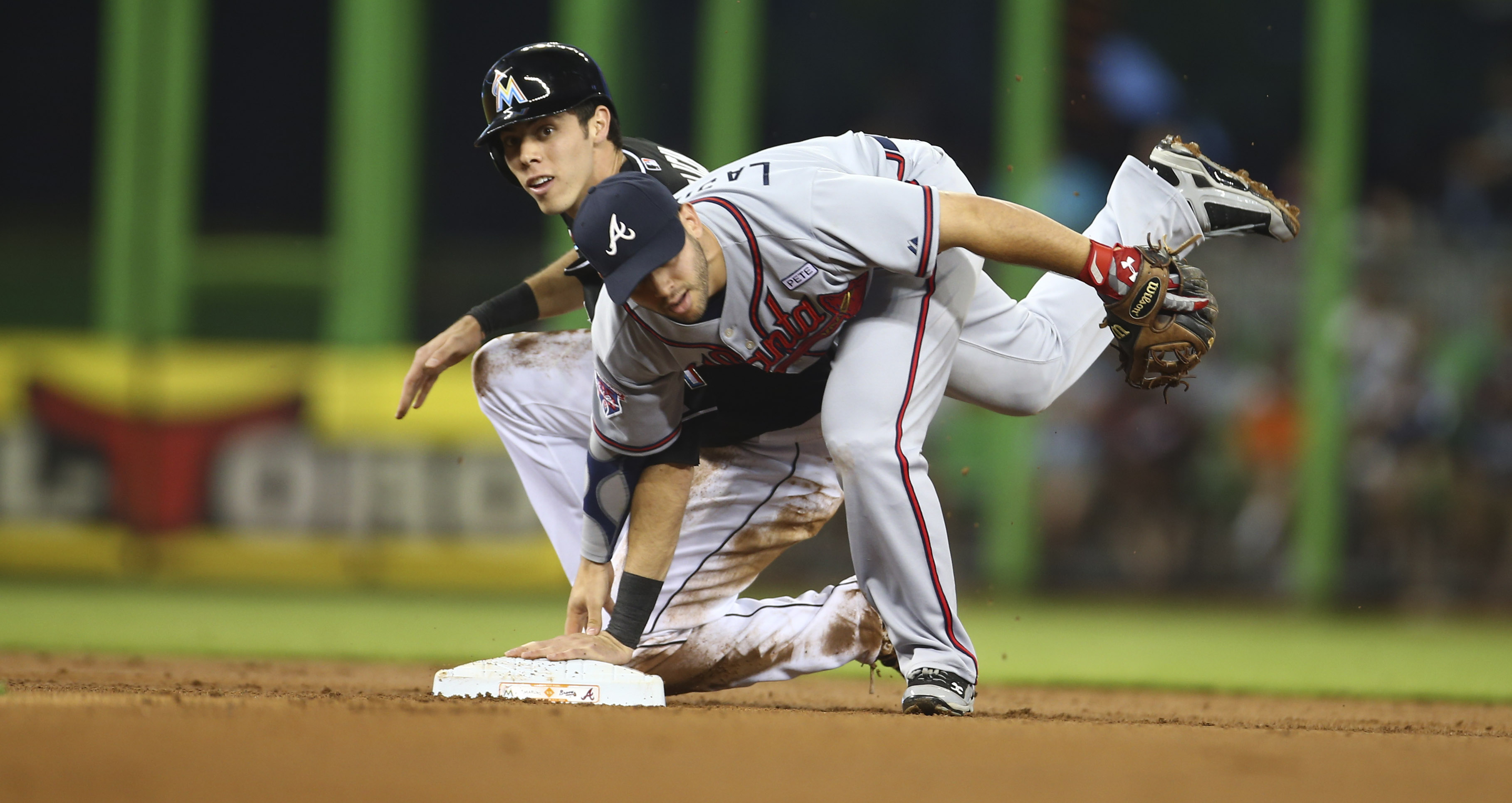 Braves beat Marlins 4-3 in 10 innings