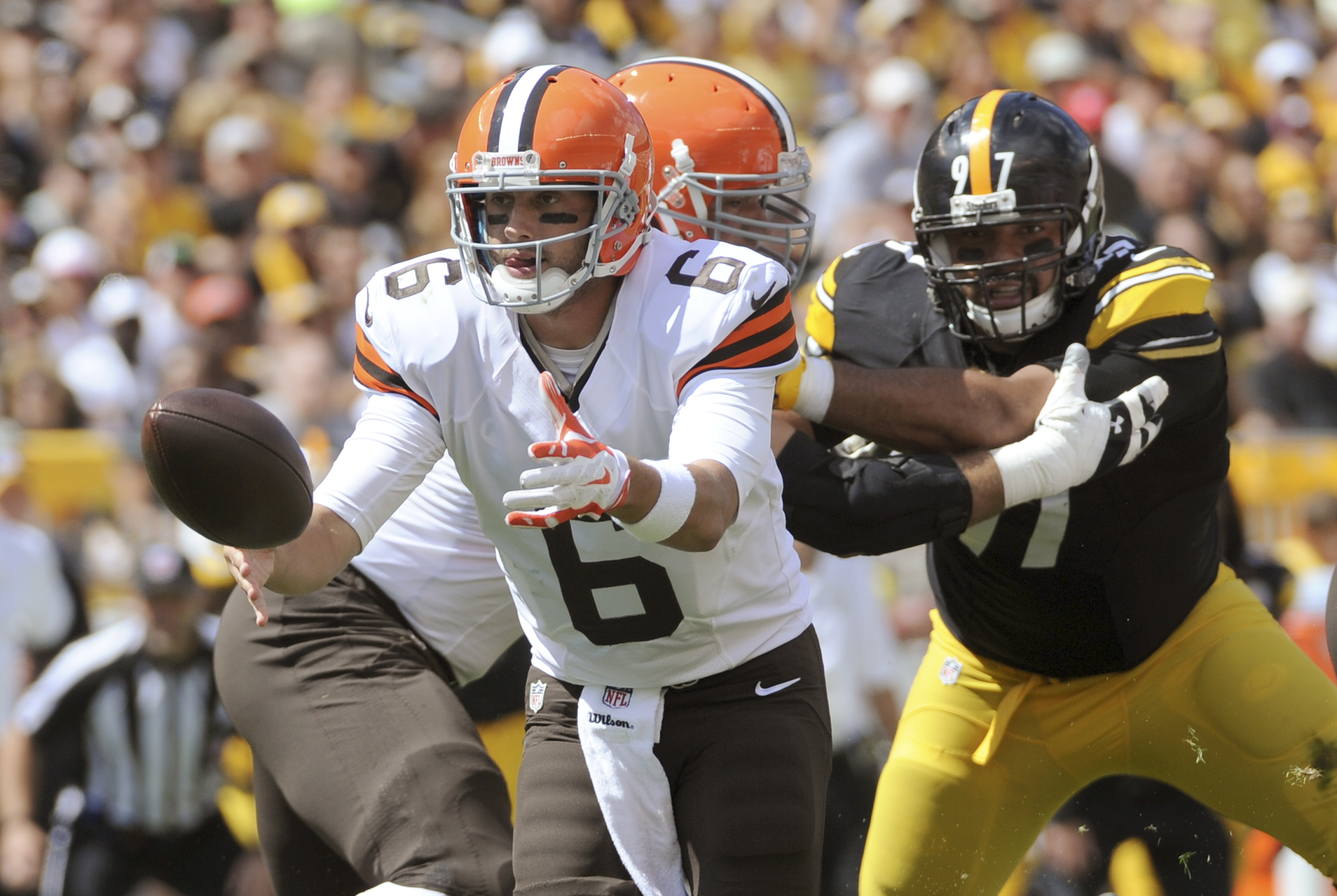 Browns rally falls short in 30-27 loss to Steelers