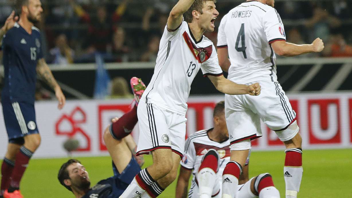 Germany wins, Portugal loses in Euro qualifiers