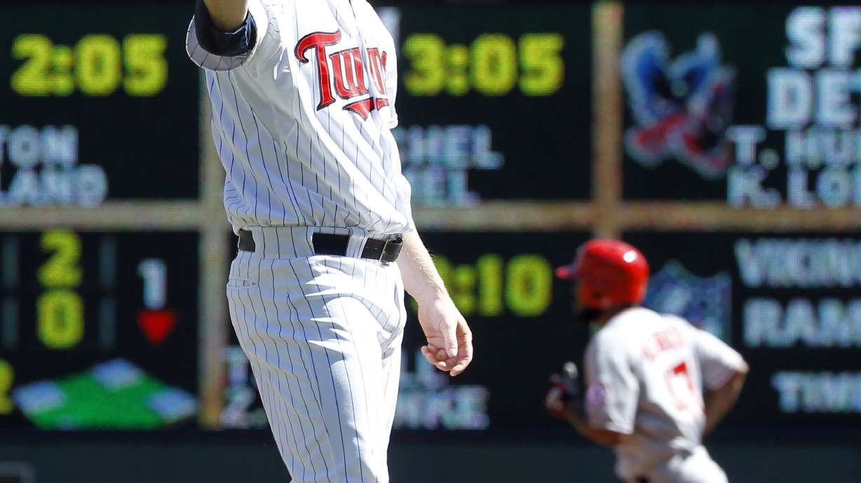 Twins give up 19 hits in 14-4 rout by Angels