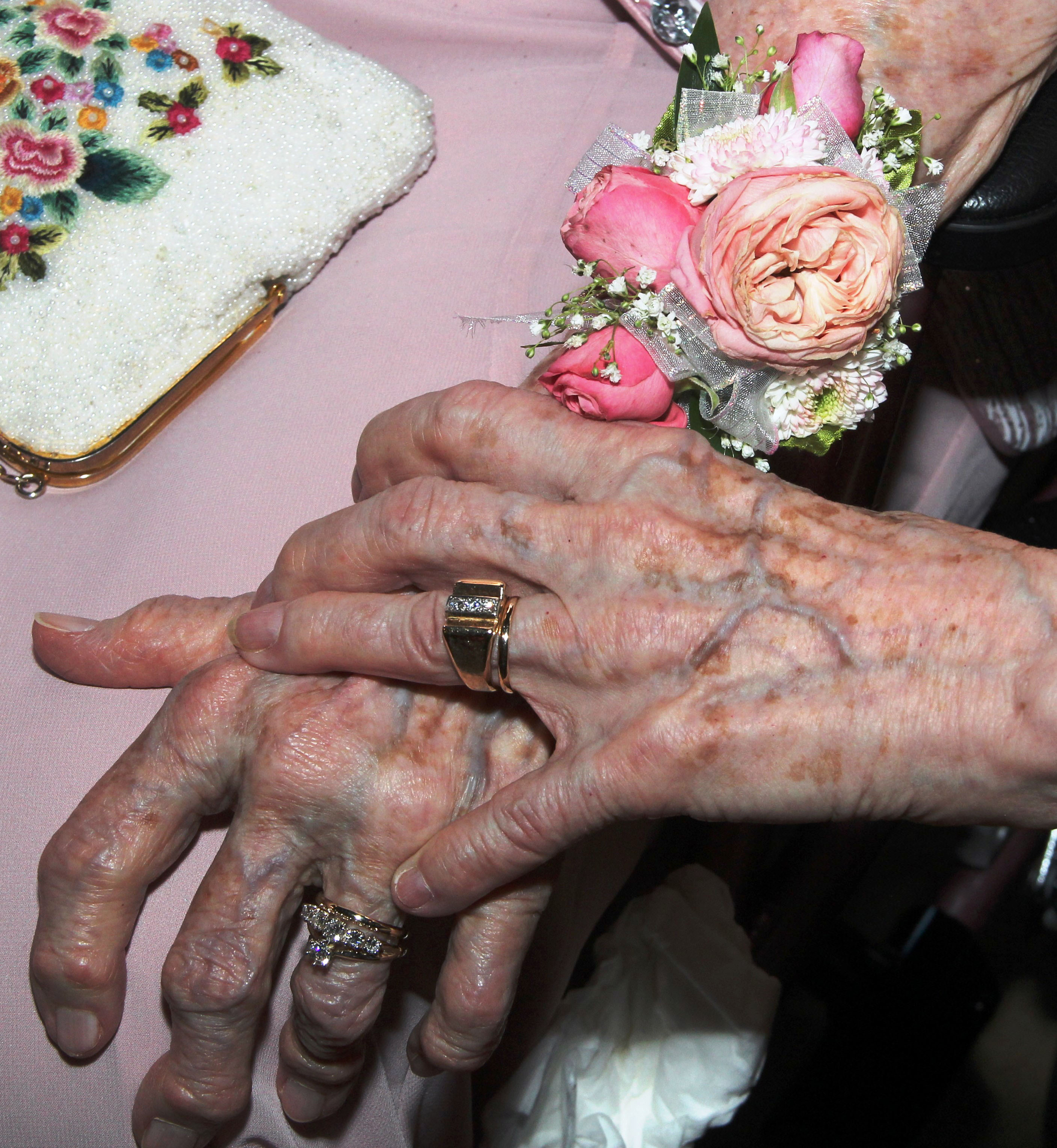 2 Iowa women get married after 72 years together