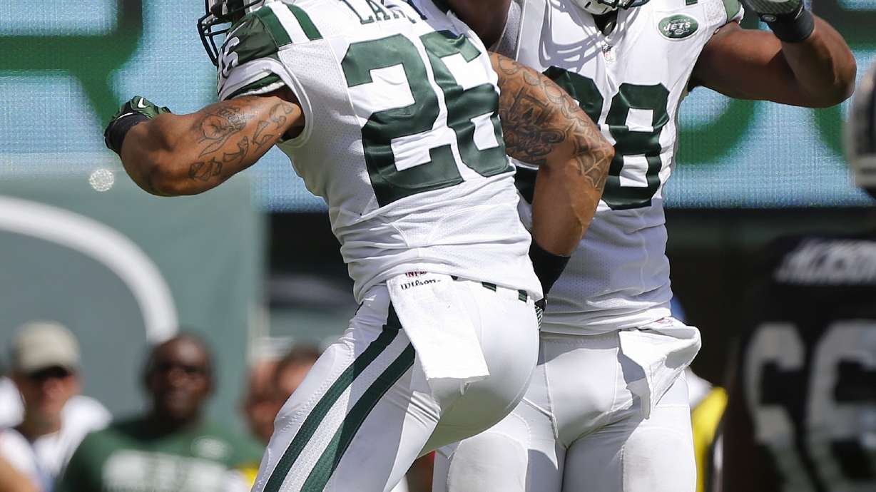Jets push around Raiders in 19-14 victory