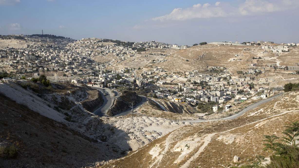 Skepticism greets east Jerusalem Arab housing plan