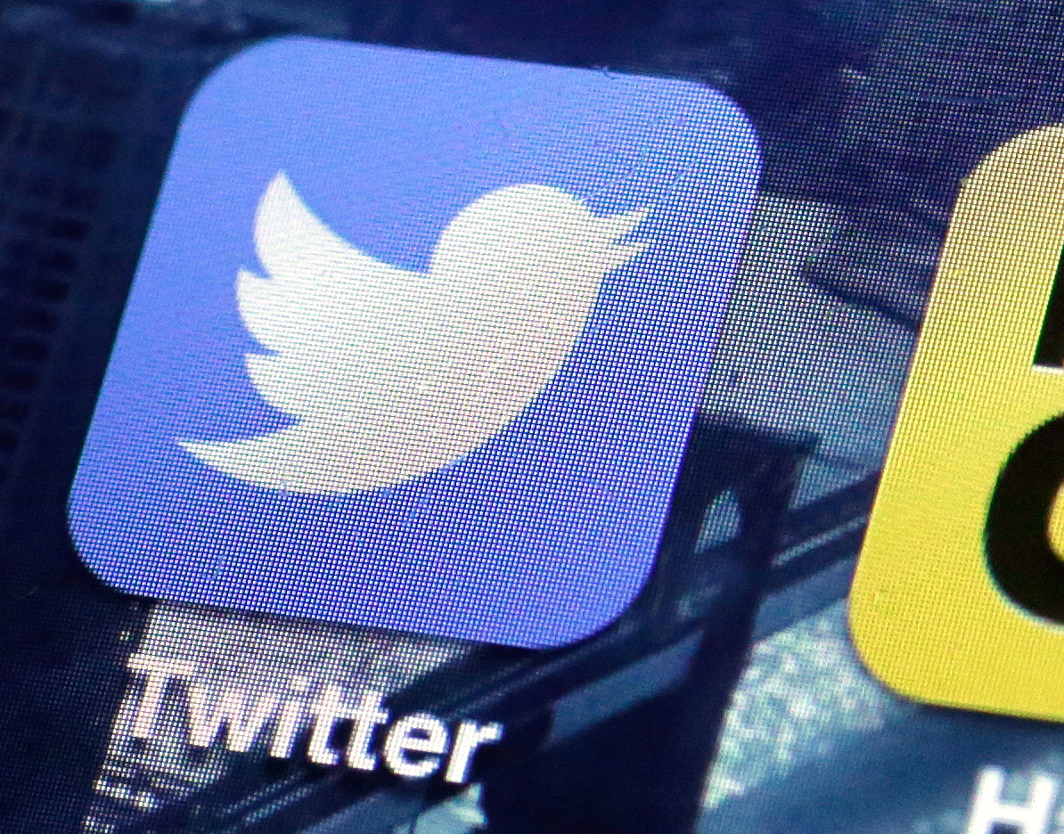 Twitter tests shopping service with 'Buy' button