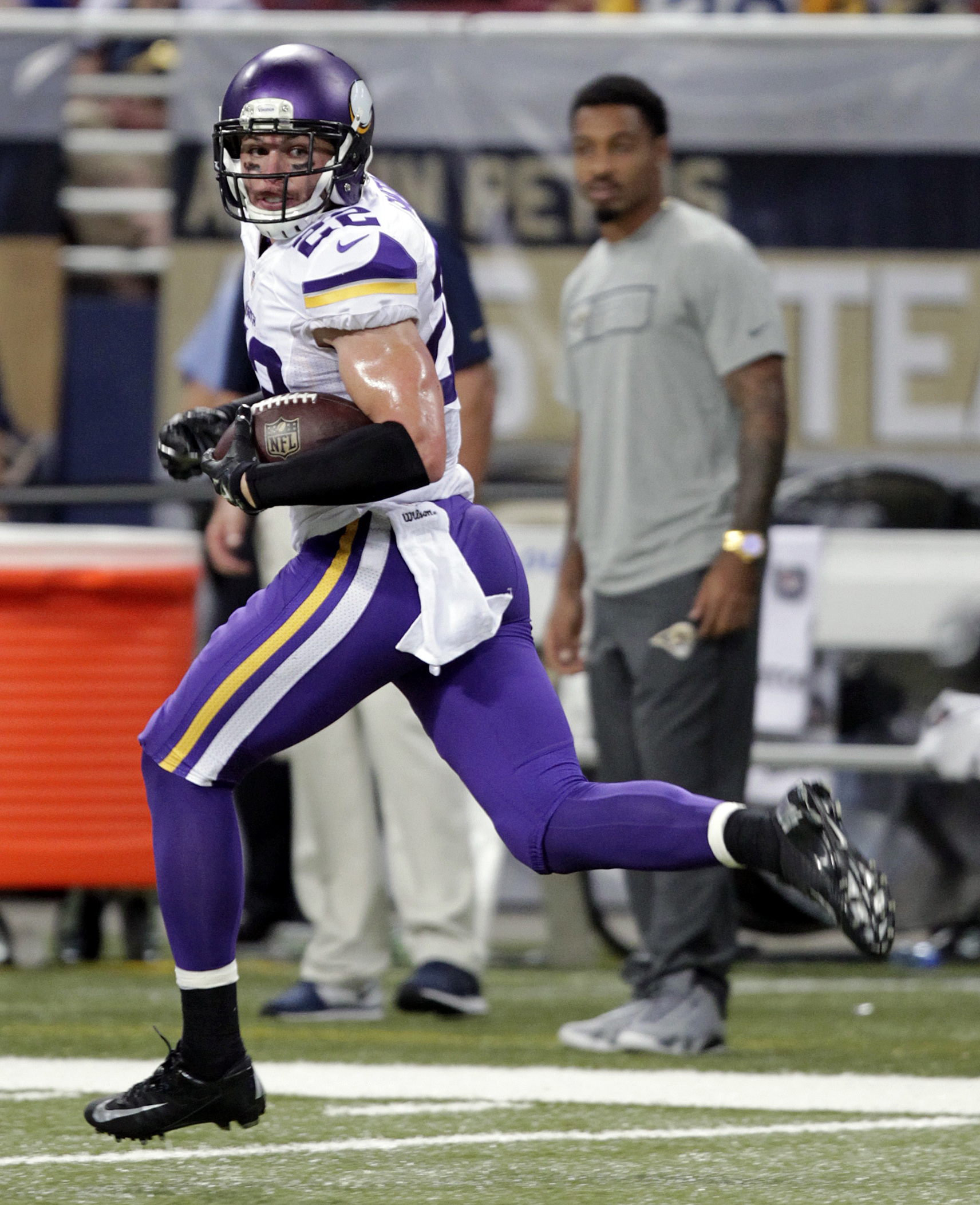 Vikings D makes dominant debut