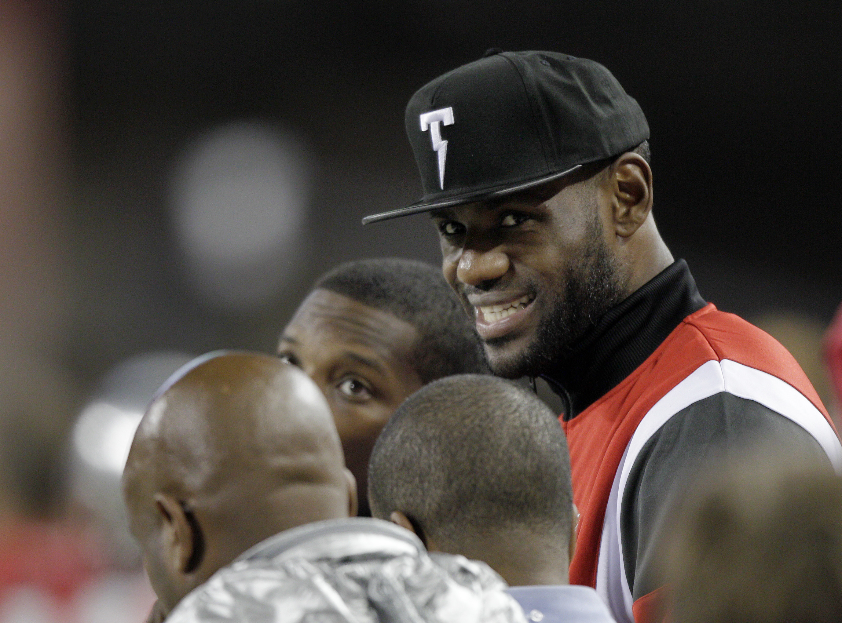 LeBron, Johnny Manziel to appear at film screening