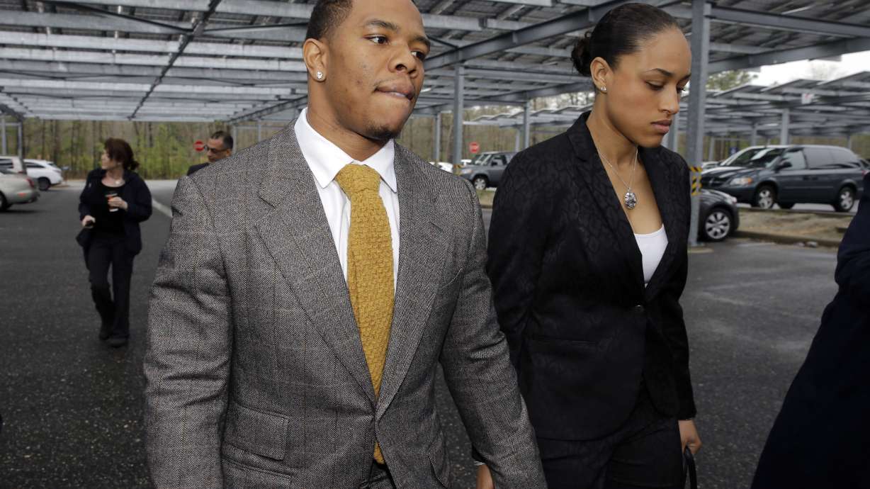 Fox hosts' banter about Rice video draws criticism