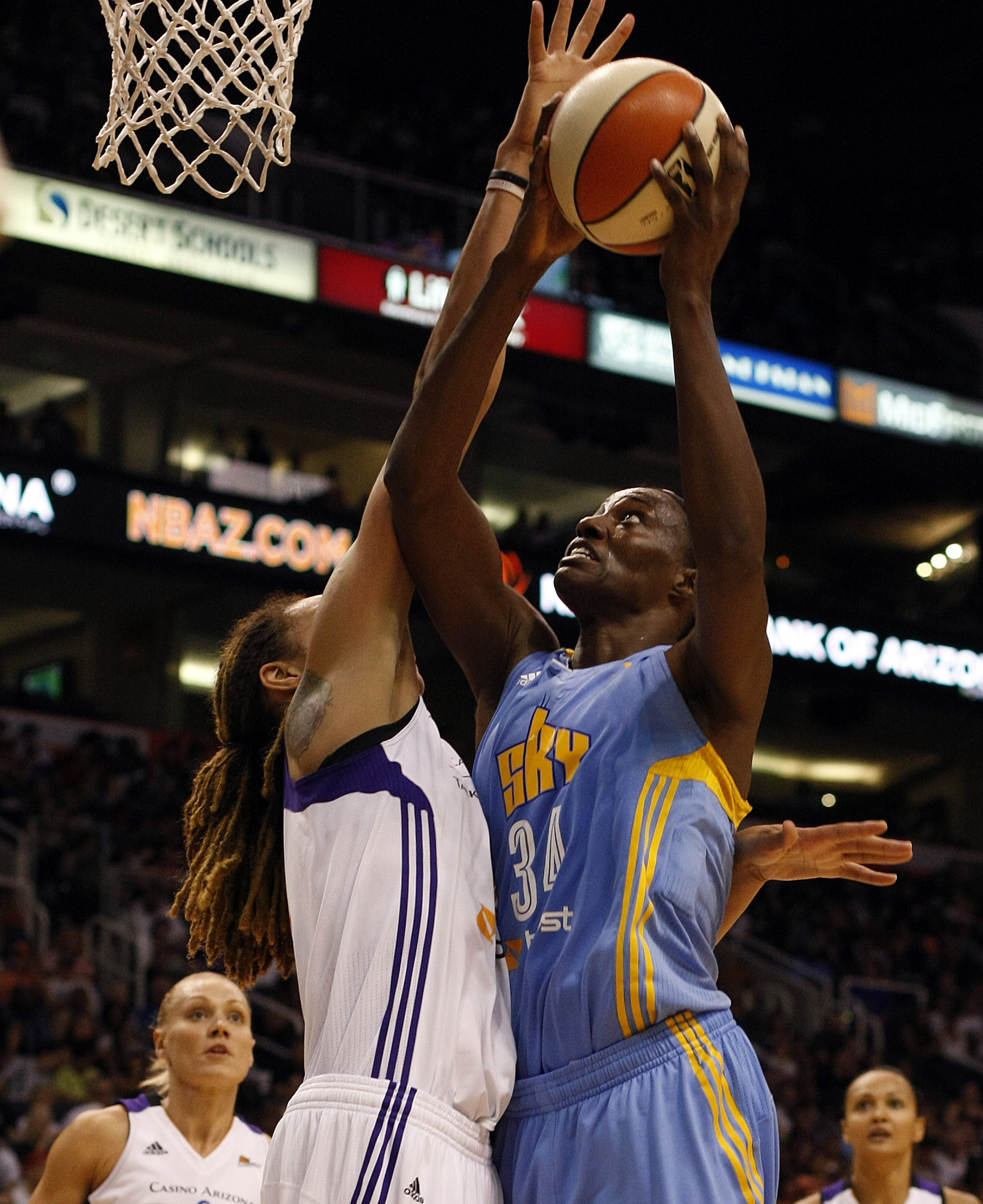 Phoenix dominates WNBA Finals opener