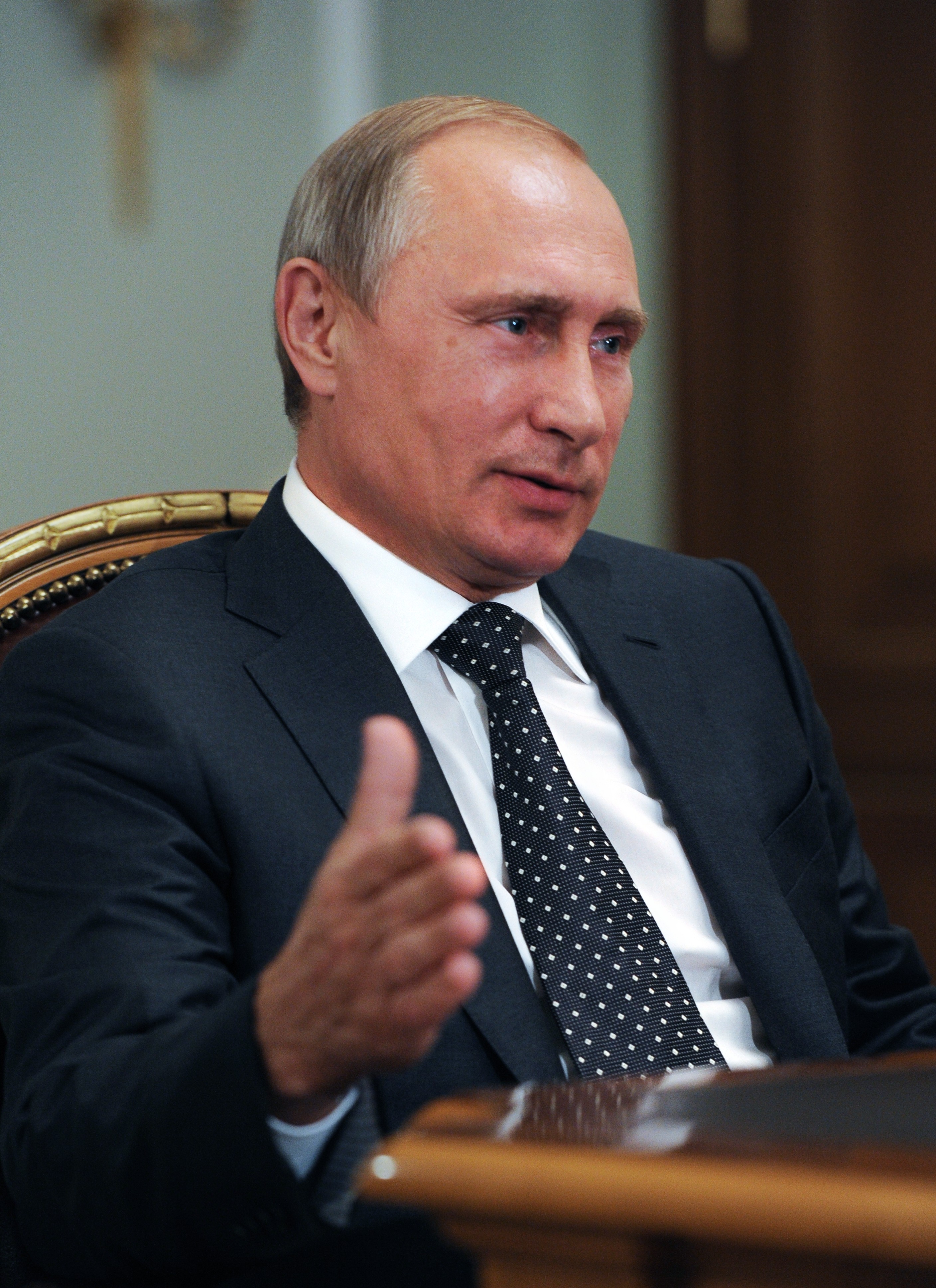 AP Analysis: Putin pins his hopes to Ukraine truce