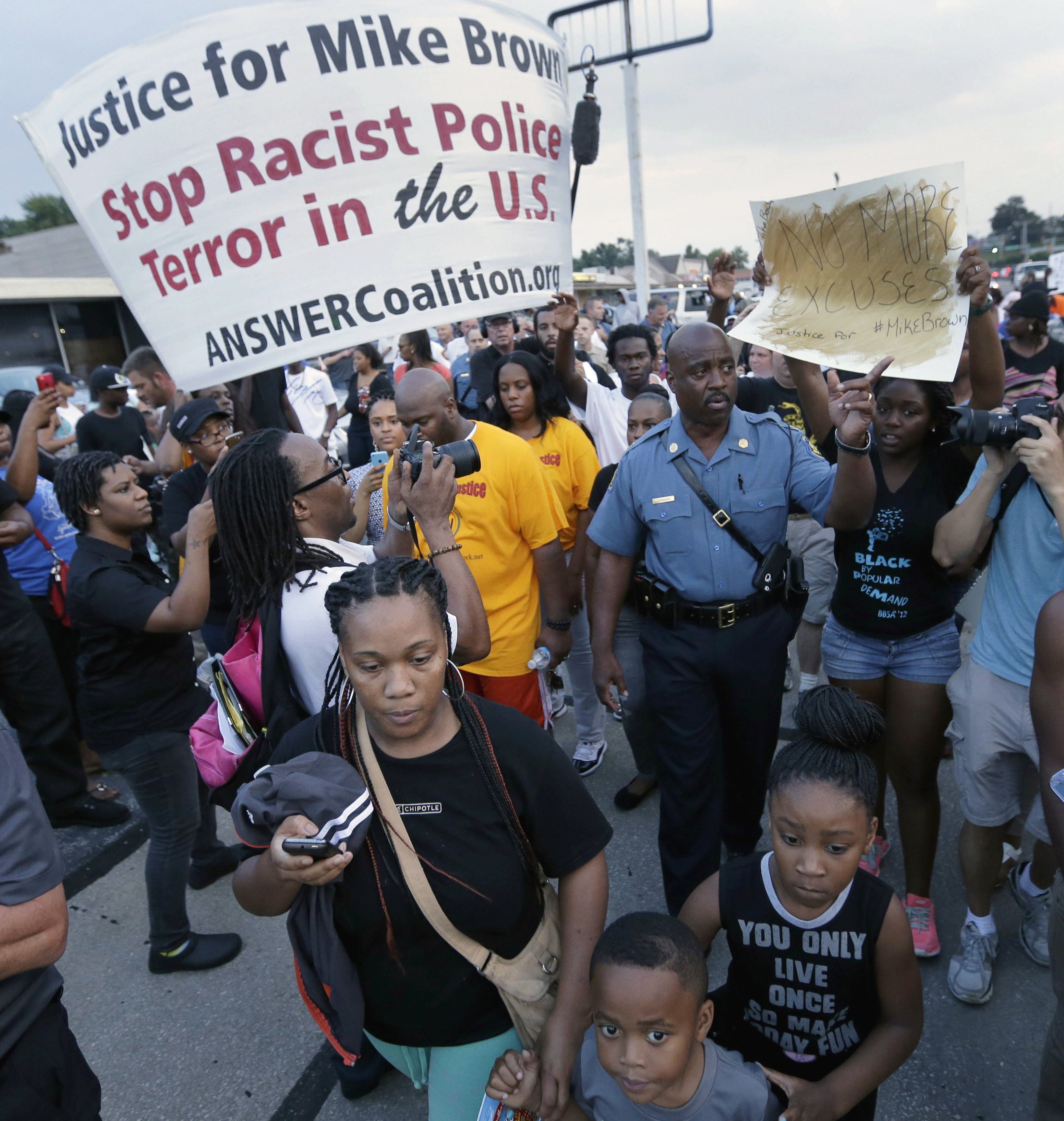 Congress considers review of police military gear