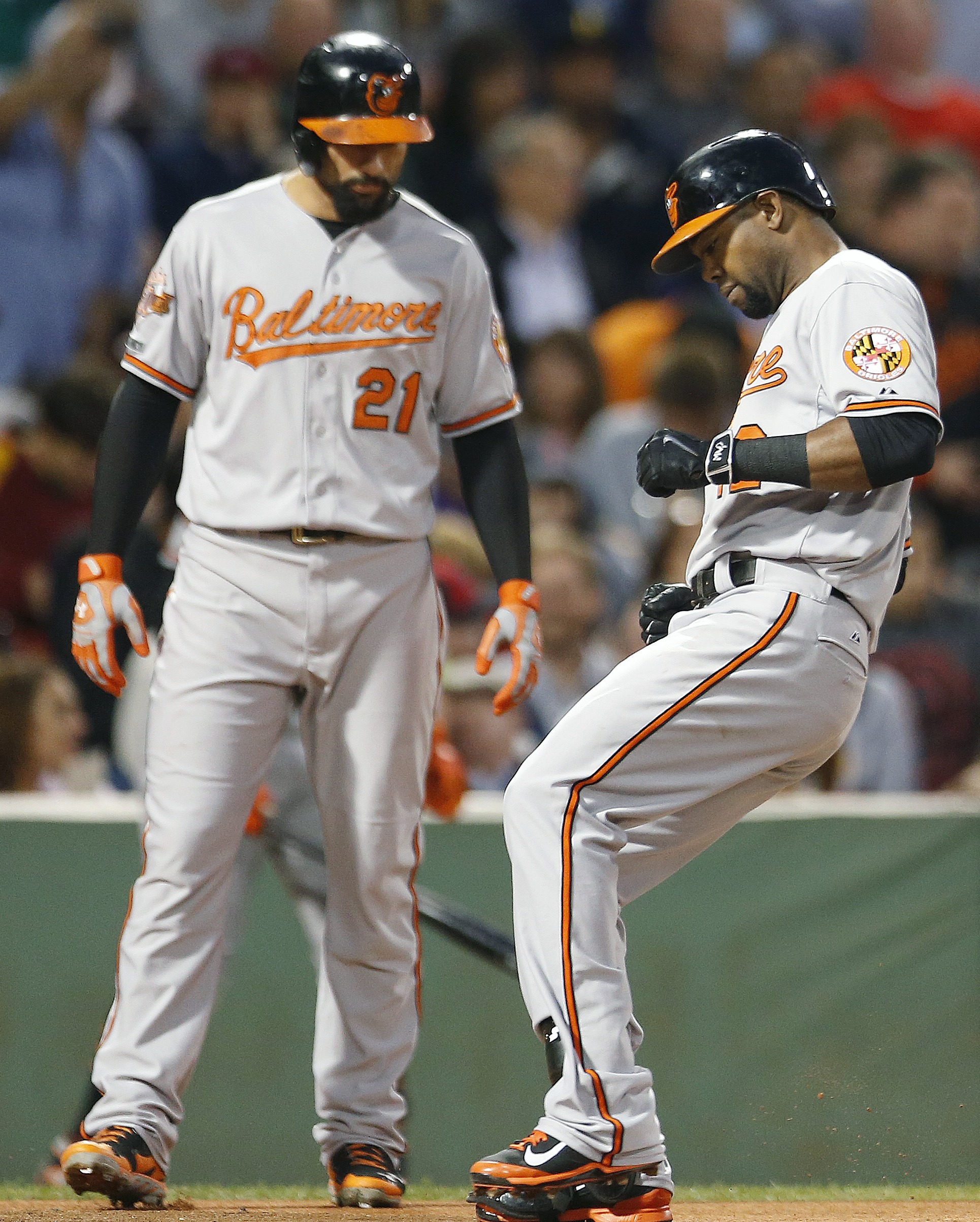 De Aza powers Orioles to 4-1 win over Red Sox