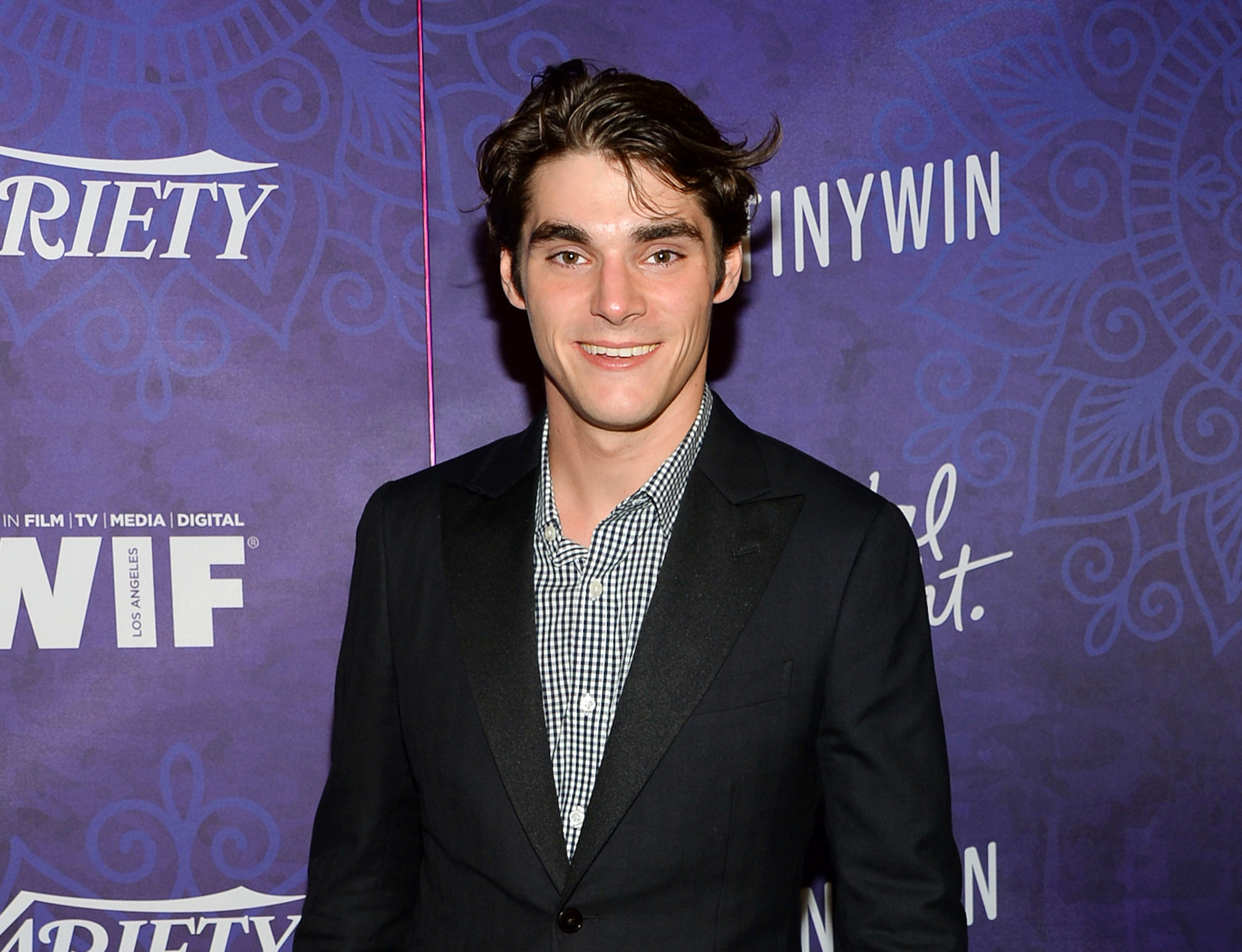 Actor RJ Mitte sees cerebral palsy as an asset