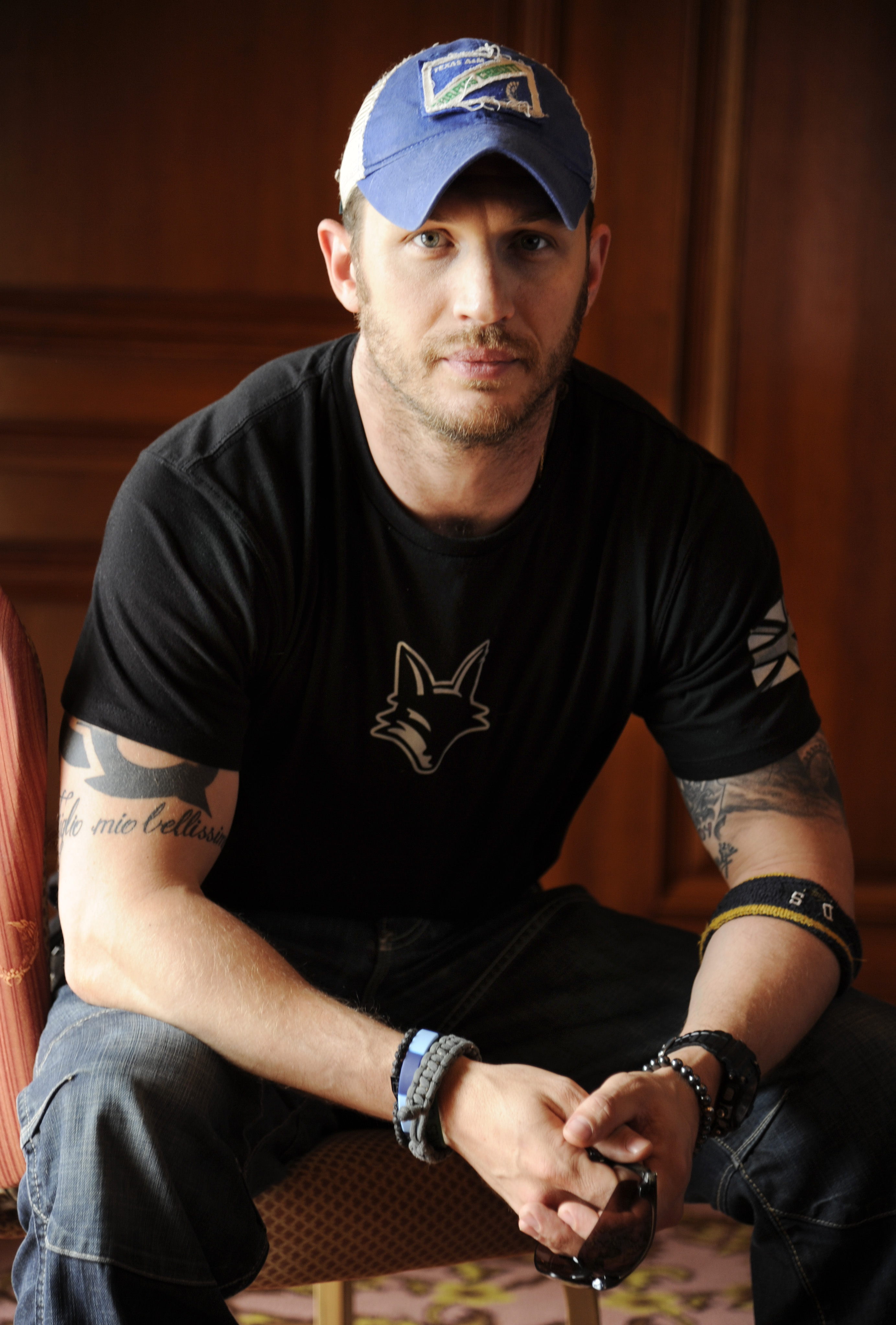 In voices sharp and soft, Tom Hardy sounds out