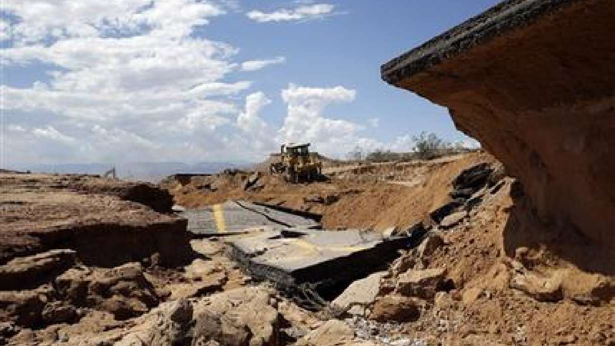 Cierran carretera I-15 en Nevada por inundaciones