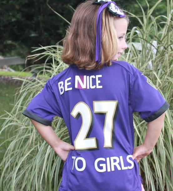 Father gives daughter's Ray Rice jersey a powerful makeover