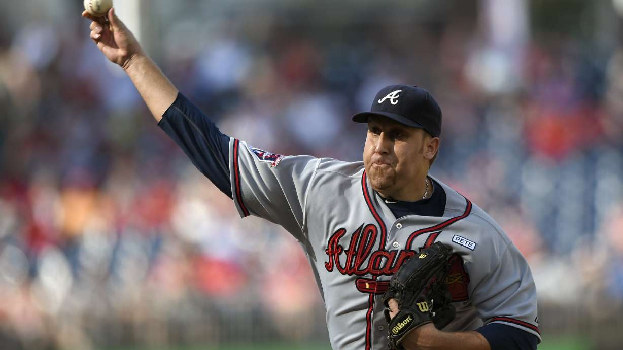 Playoff-contending Braves best Strasburg, Nats 6-2