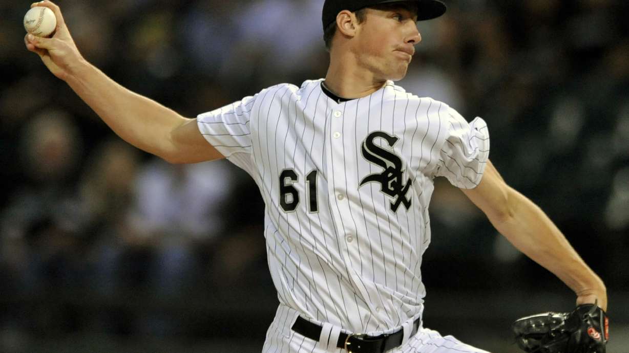 Garcia single lifts White Sox over Athletics 2-1