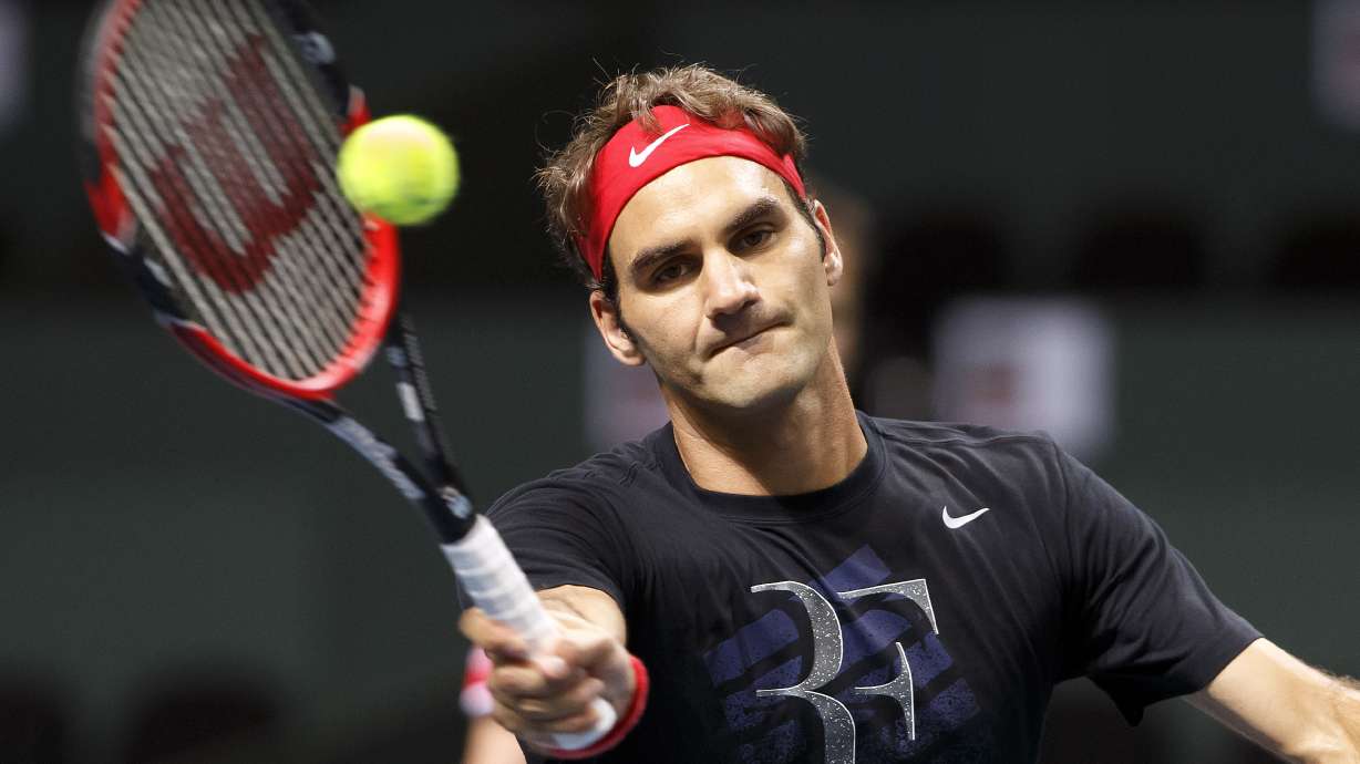 Federer opens against Bolelli in Davis Cup semis