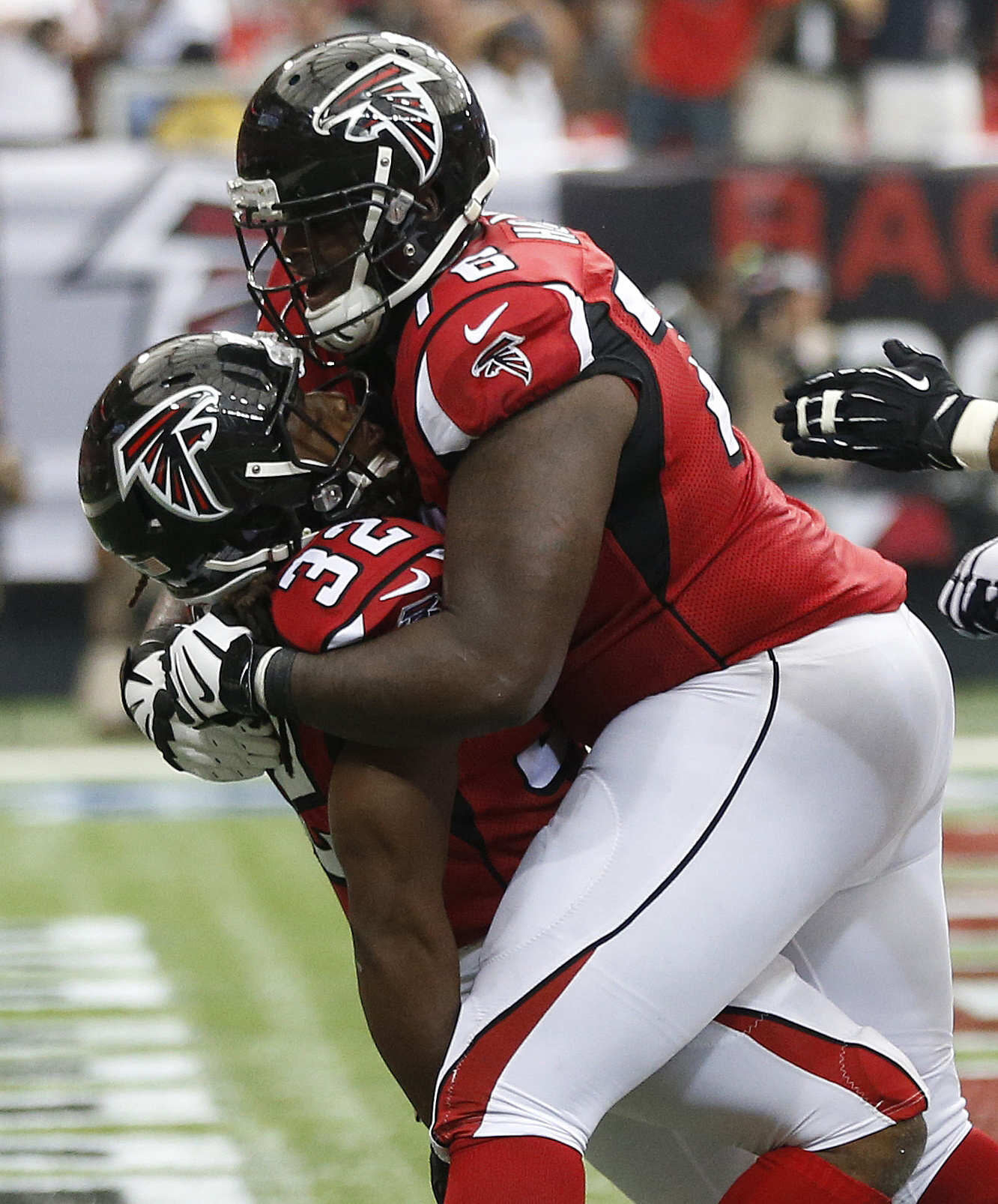 Falcons' Carimi may make first career start at LT
