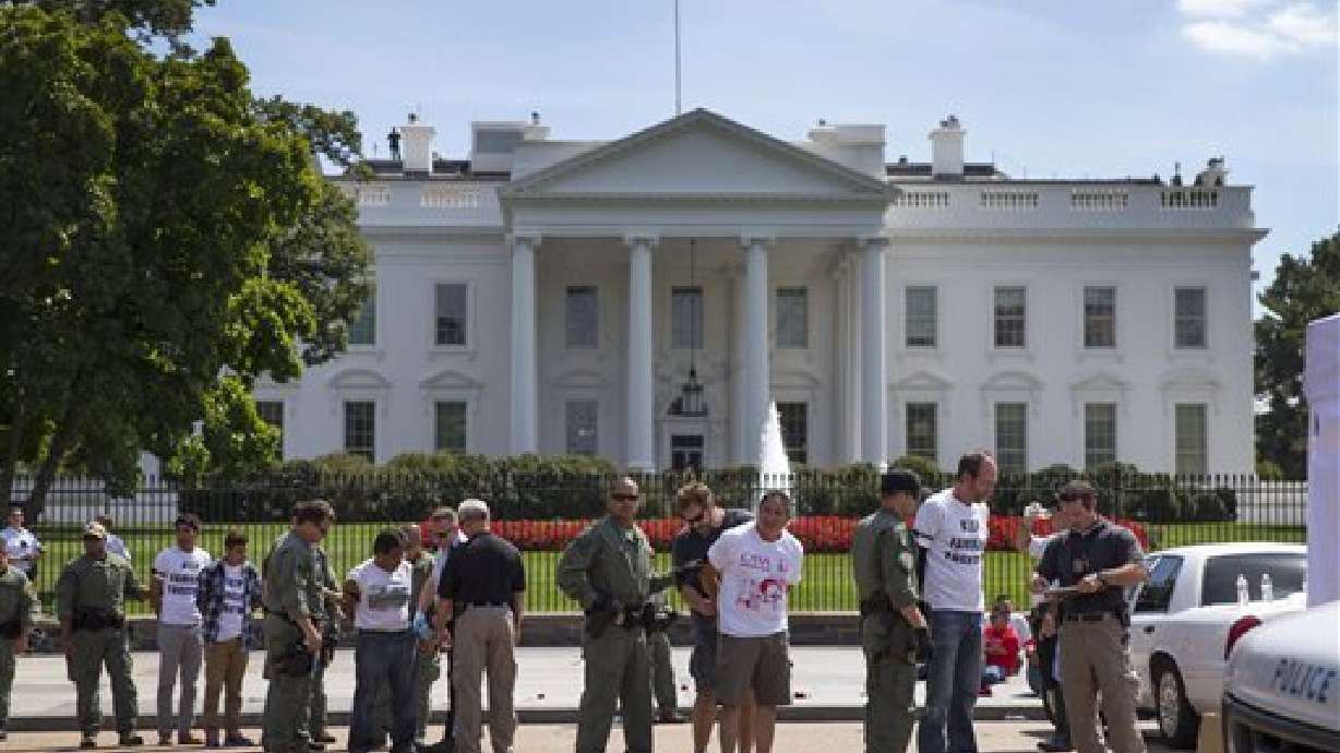 Casa Blanca promete medidas en inmigración